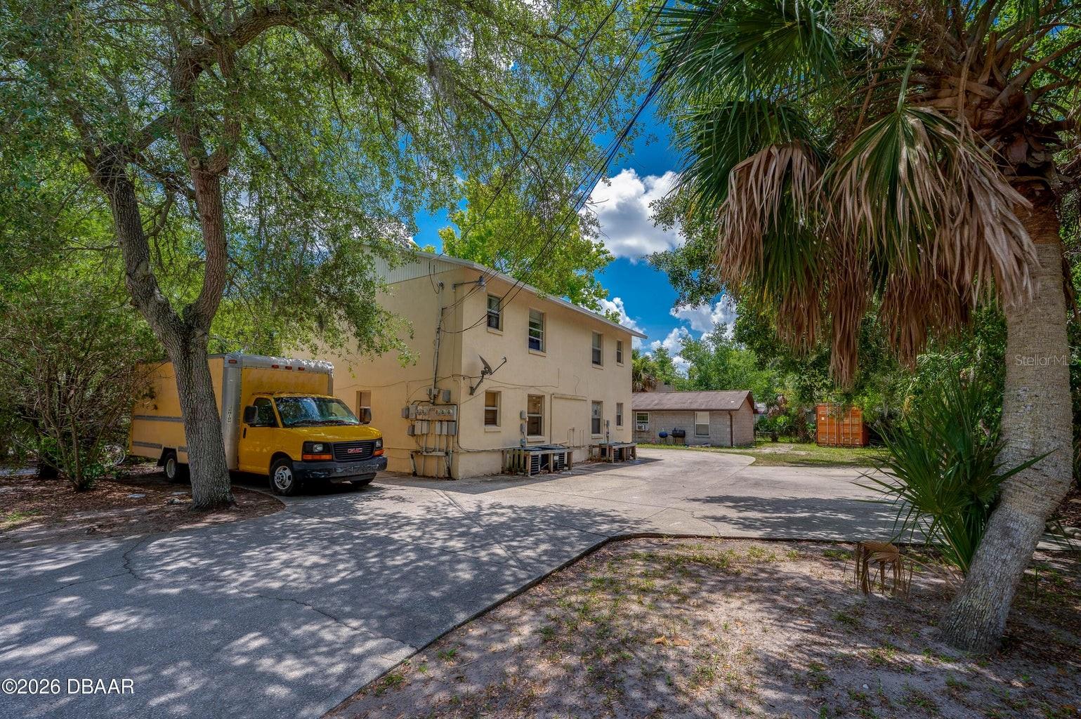 PECK BLK 28 DAYTONA - Residential Income