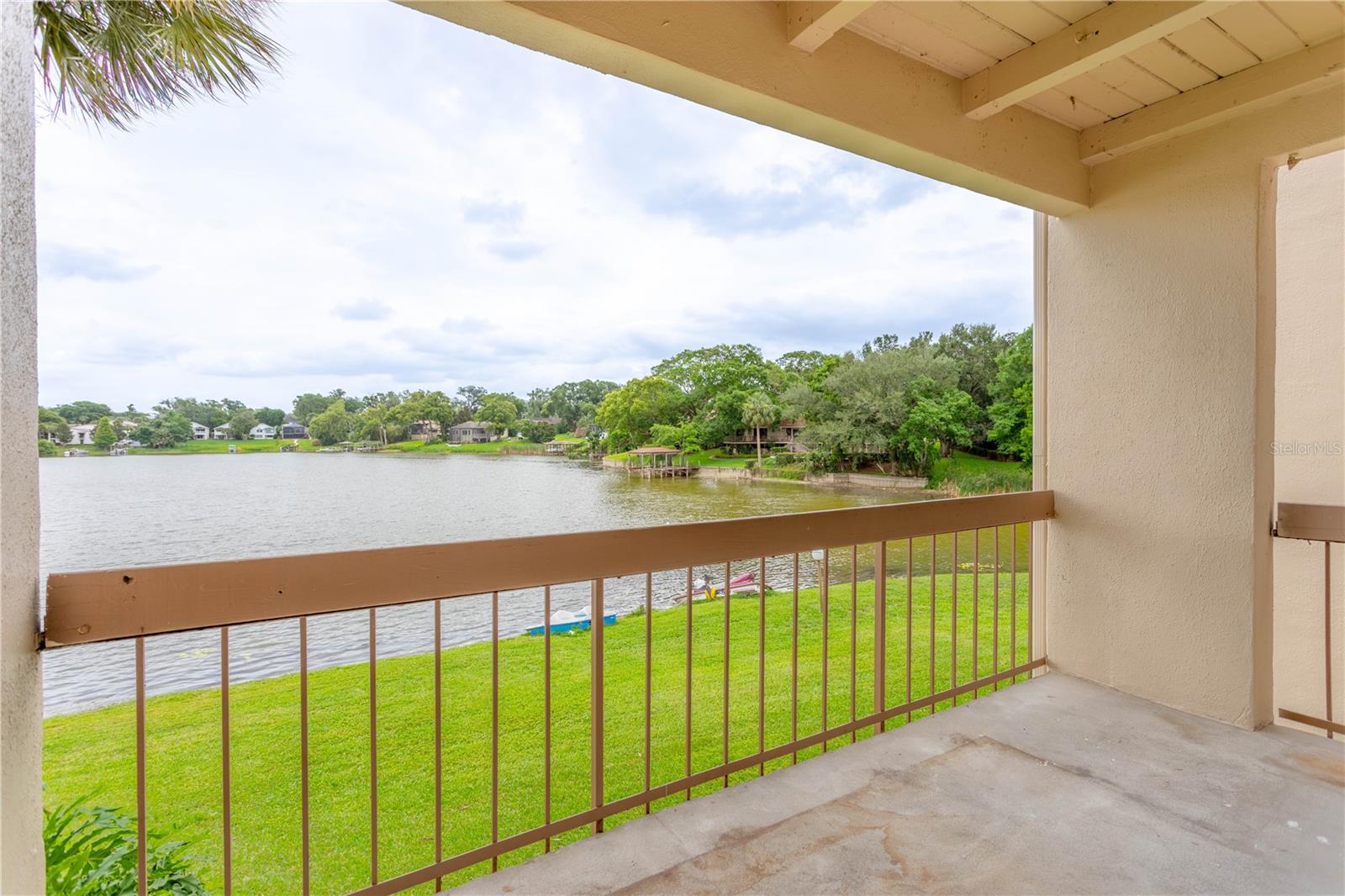 SANDY COVE - Residential