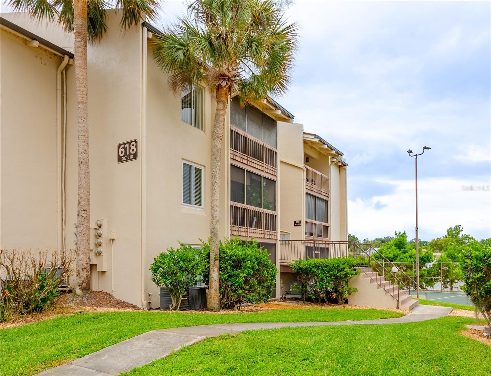 Charming 1-Bedroom, 1-Bath Water-View Condo in Sandy Cove!
Welcome to this inviting 607 sq ft condo at 618 Orange Drive, Unit 216 in the highly desirable Sandy Cove community in Altamonte Springs. Enjoy peaceful water views overlooking Lake Orienta from this second-floor unit, perfect for relaxing mornings and Florida sunsets.
This cozy home offers comfortable living with an open layout ideal for first-time buyers, investors, or anyone seeking low-maintenance lakefront lifestyle. The community is a true resort-style gem featuring three sparkling swimming pools, tennis courts, beach volleyball, a fishing pier, community boat dock/ramp with storage, gazebo, picnic areas, and lush landscaping.
Located in the heart of Altamonte Springs, you’re minutes from Uptown Altamonte, Publix, dining, shopping, major employers, I-4, and easy access to downtown Orlando and the attractions. HOA covers exterior maintenance, roof, and more for carefree living.
Don’t miss this opportunity to own your slice of lakeside paradise in one of Altamonte’s favorite waterfront communities!