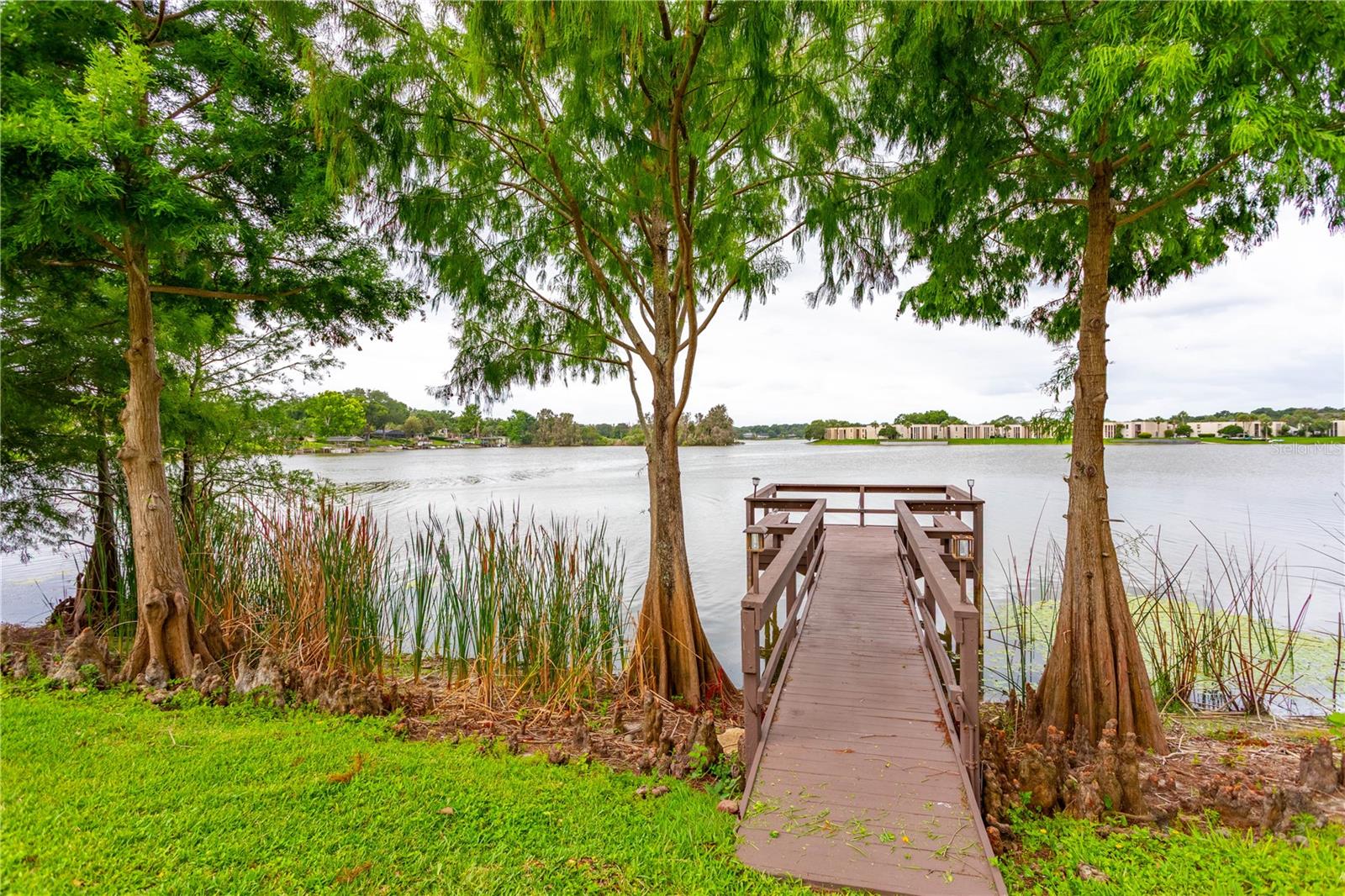 SANDY COVE - Residential