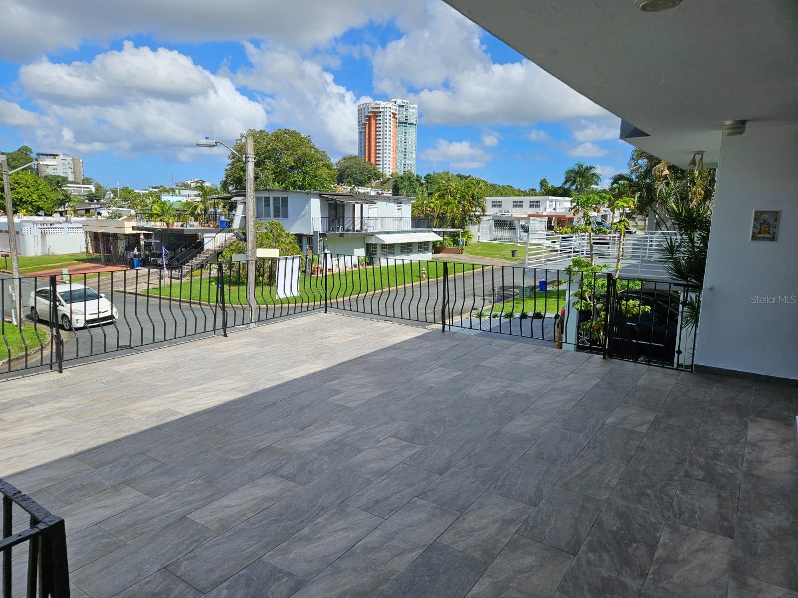 URBANIZACION ALTO APOLO - Residential