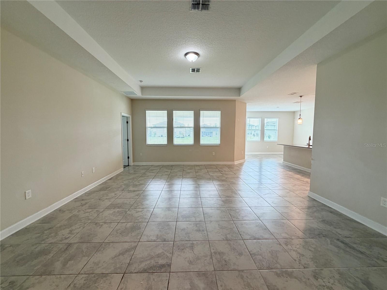 HANOVER LAKES PH 3 - Residential Lease