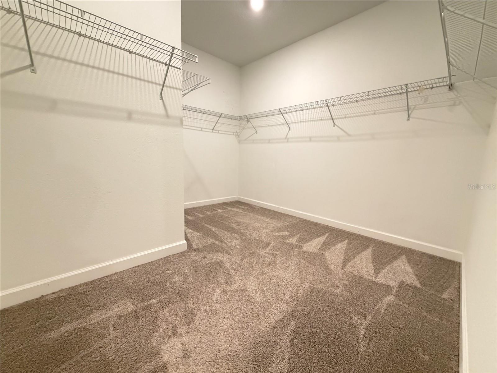 HANOVER LAKES PH 3 - Residential Lease