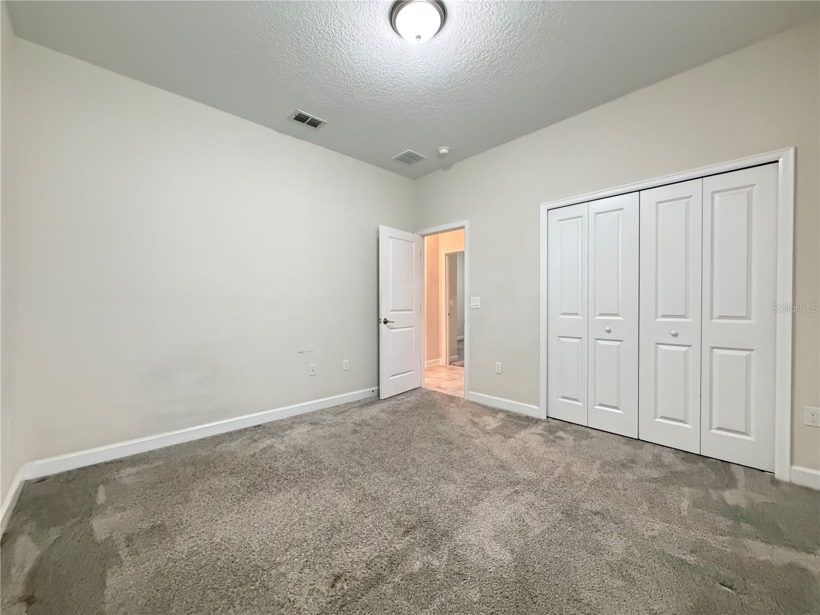 HANOVER LAKES PH 3 - Residential Lease
