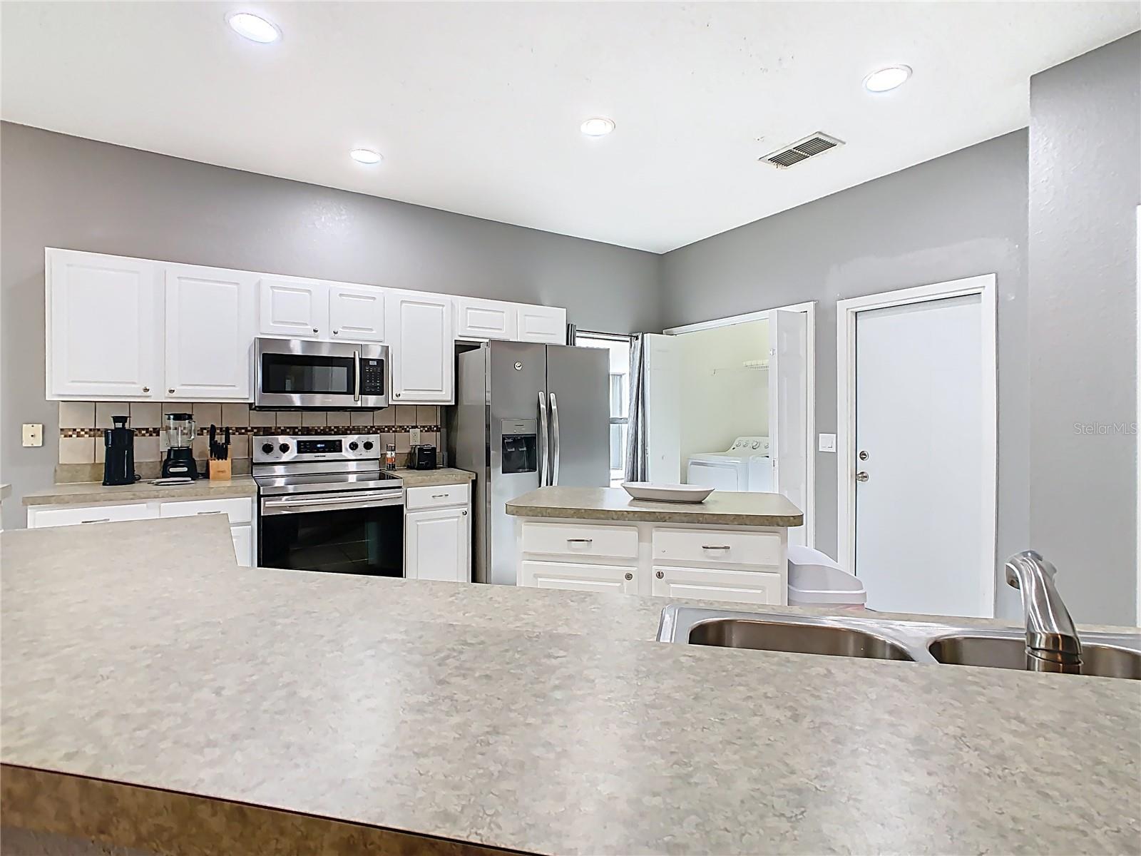 HIGH GROVE UNIT 1 SUB - Residential
