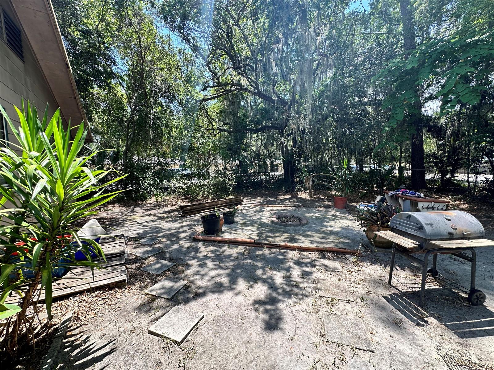 OAK PARK - Commercial Sale