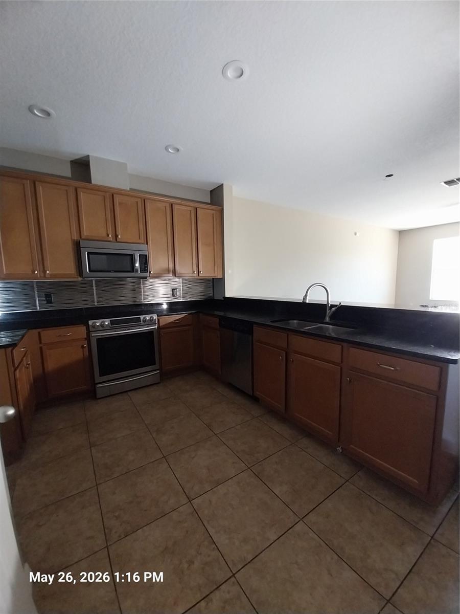 GULFWINDS PB 58 PG 095 LOT 139 OR 9602 PG 3755 - Residential