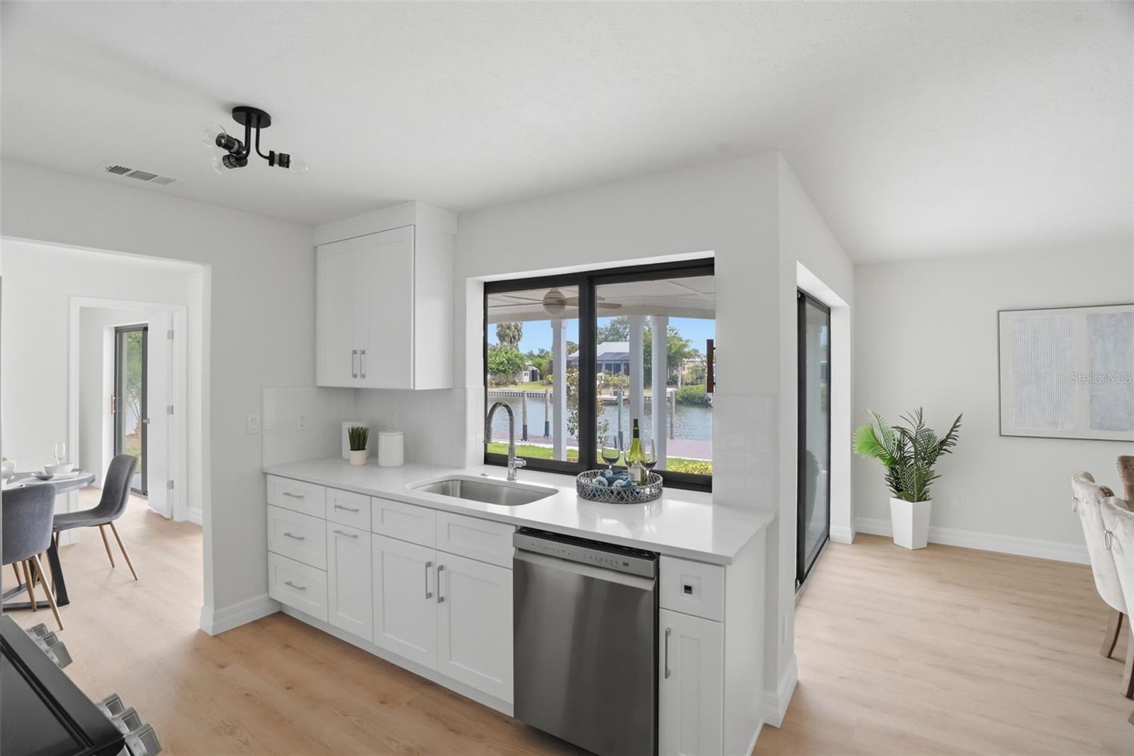 APOLLO BEACH UNIT TWO - Residential