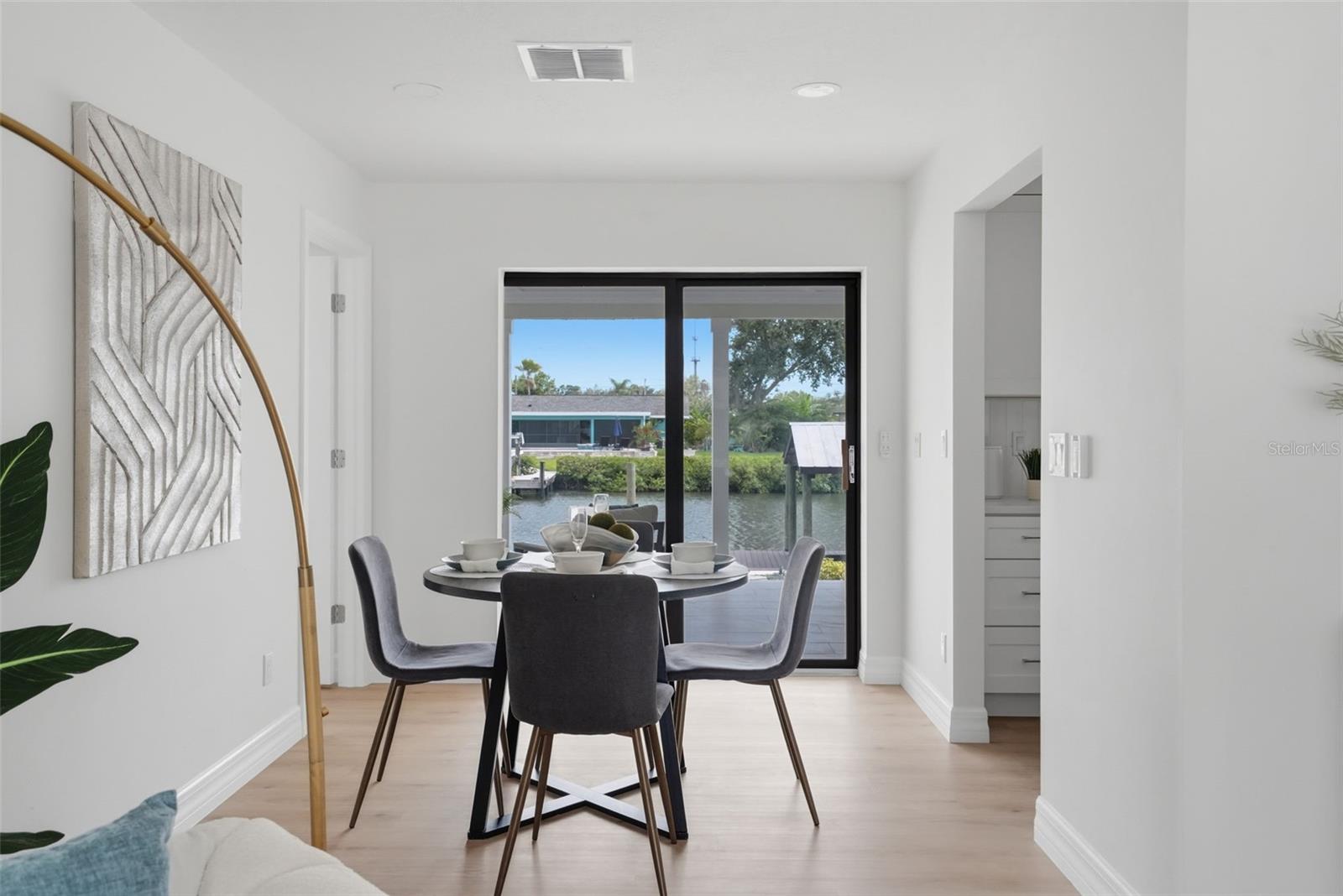 APOLLO BEACH UNIT TWO - Residential