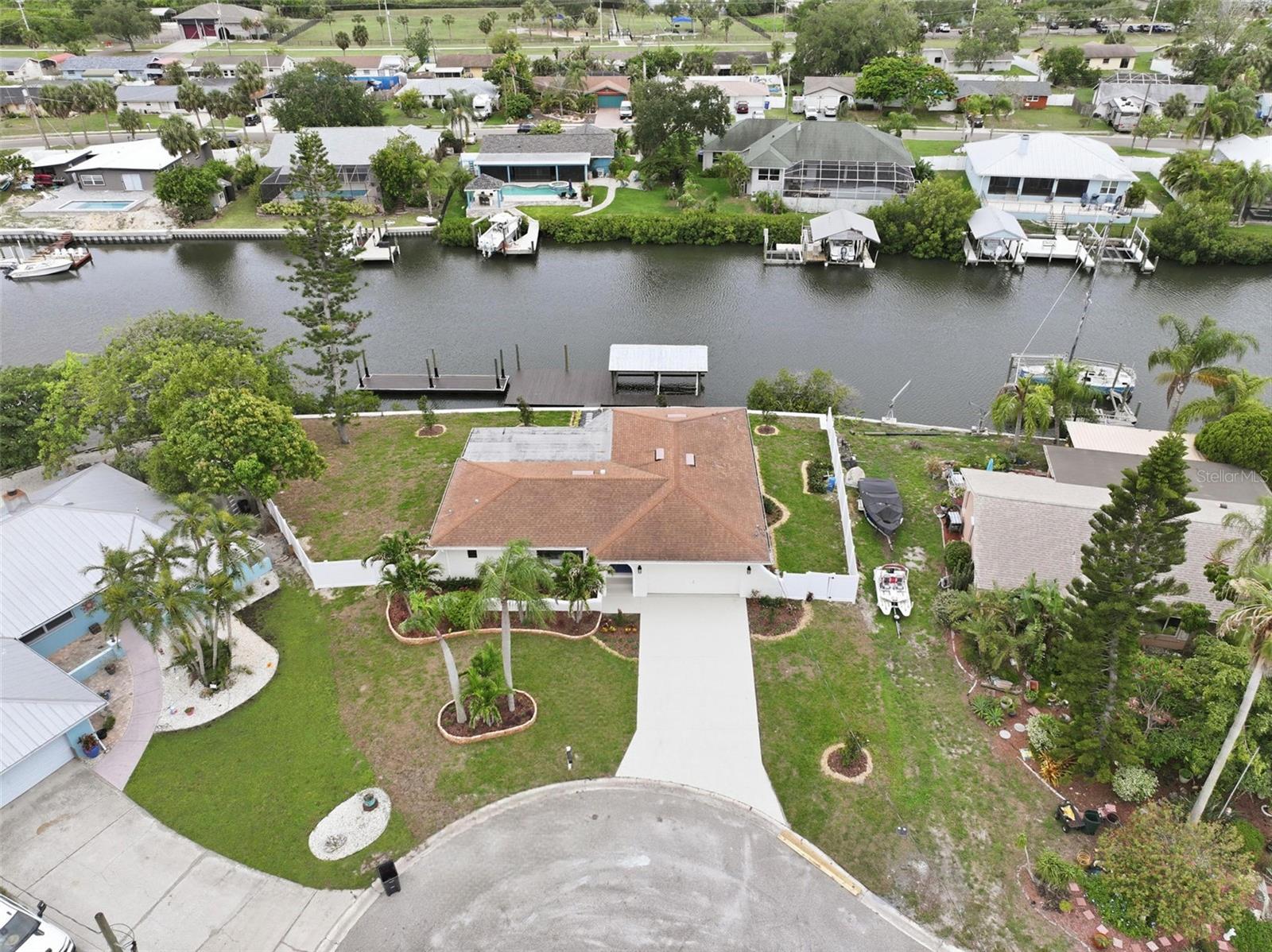 APOLLO BEACH UNIT TWO - Residential