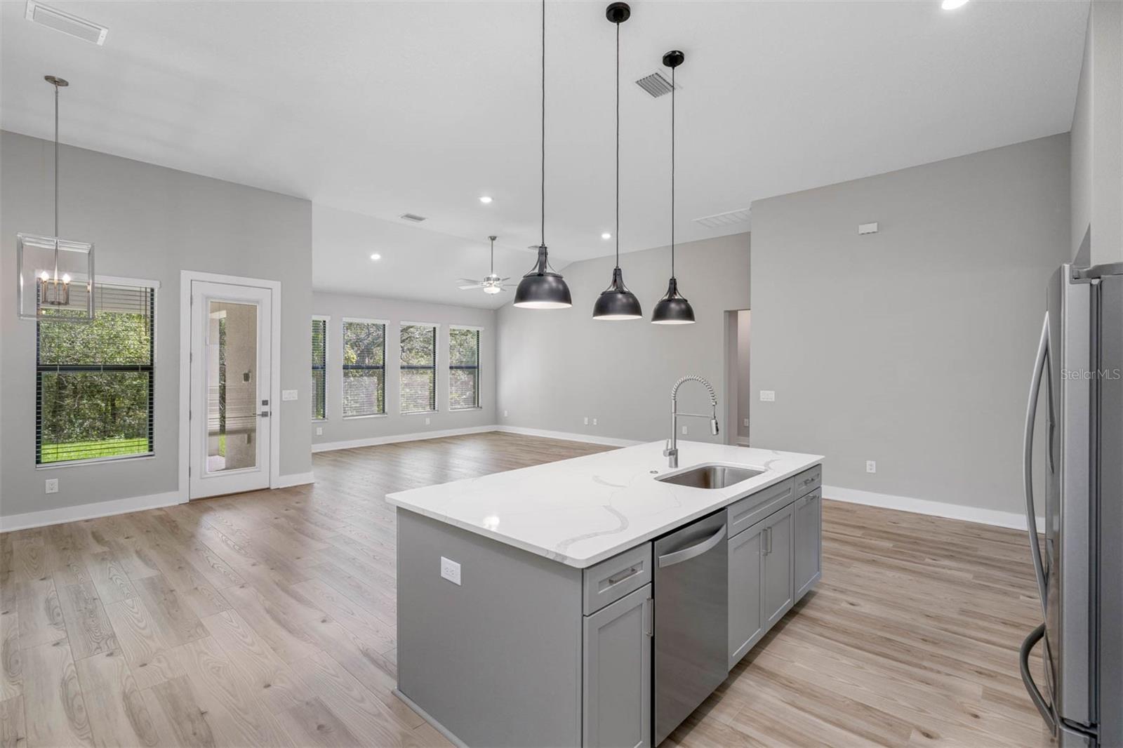 BELLA TERRA - Residential