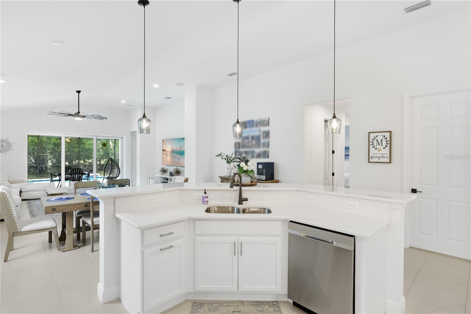 CROSS CREEK PH I SUBPH B & C - Residential