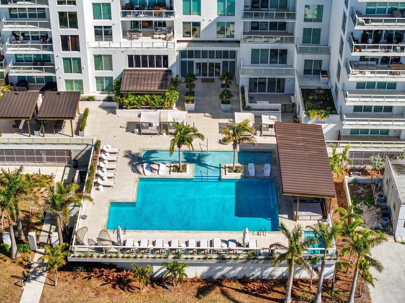 SERENA BY THE SEA - Residential