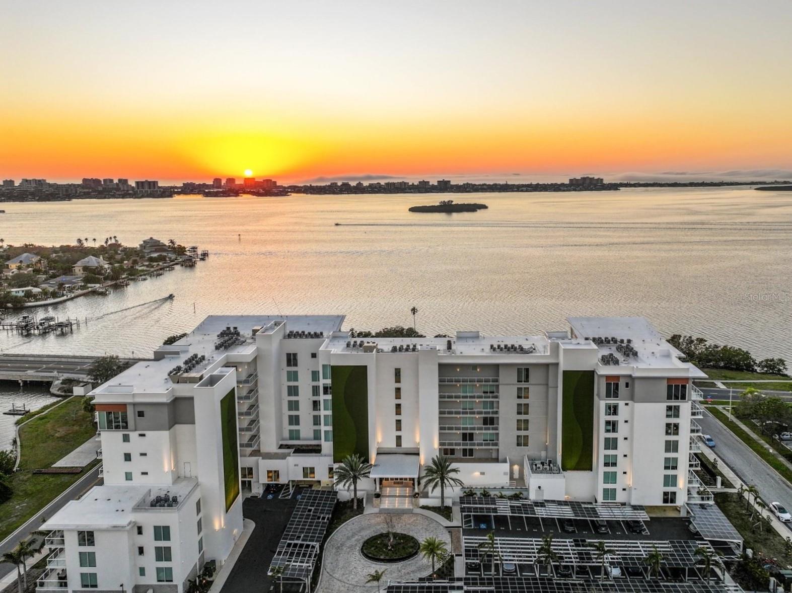 SERENA BY THE SEA - Residential