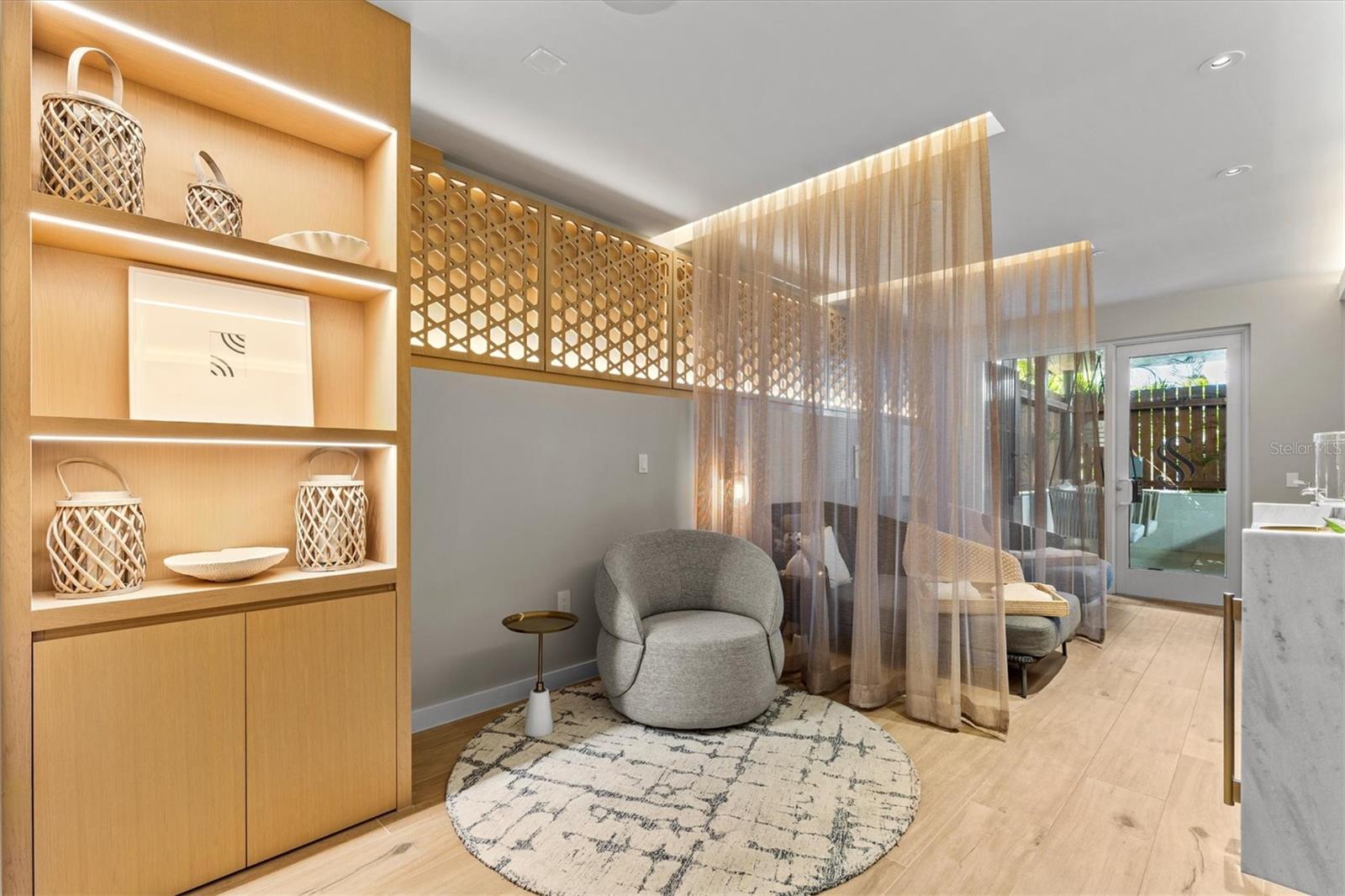 SERENA BY THE SEA - Residential