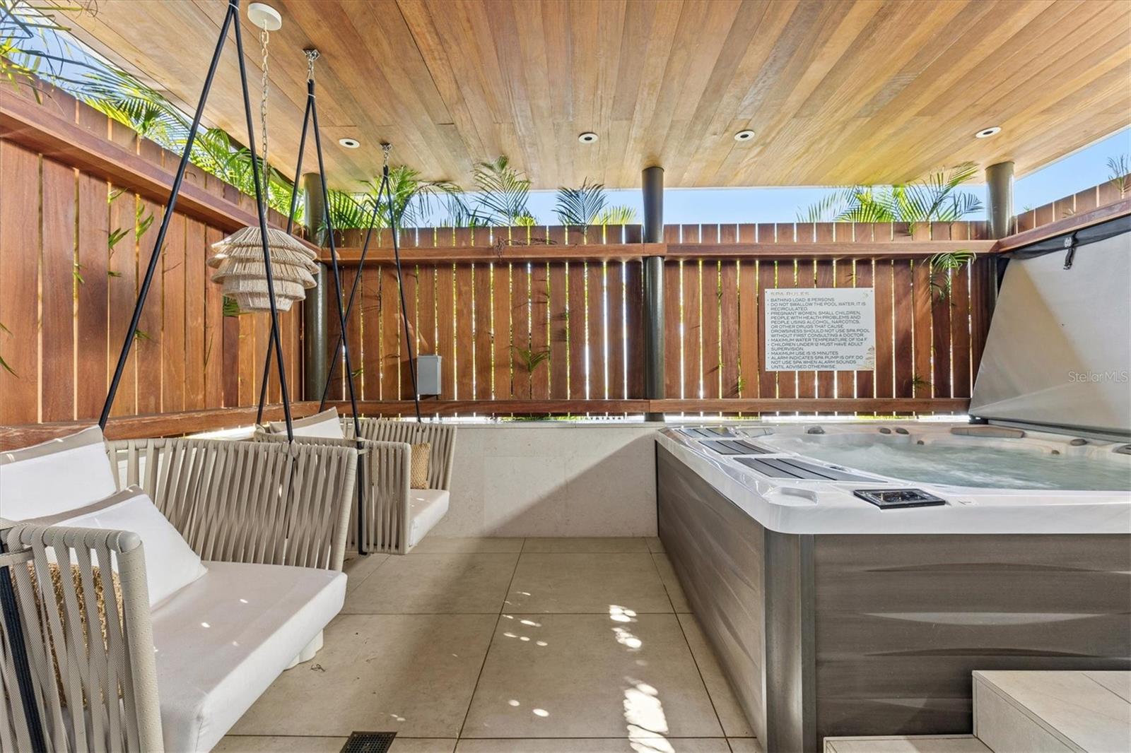 SERENA BY THE SEA - Residential