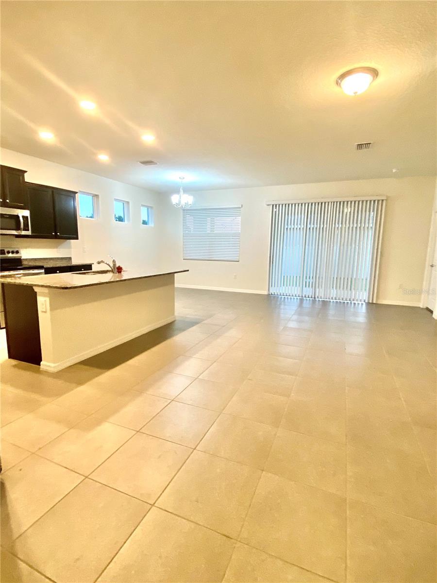 EPPERSON RANCH SOUTH PH 1C-2 - Residential Lease