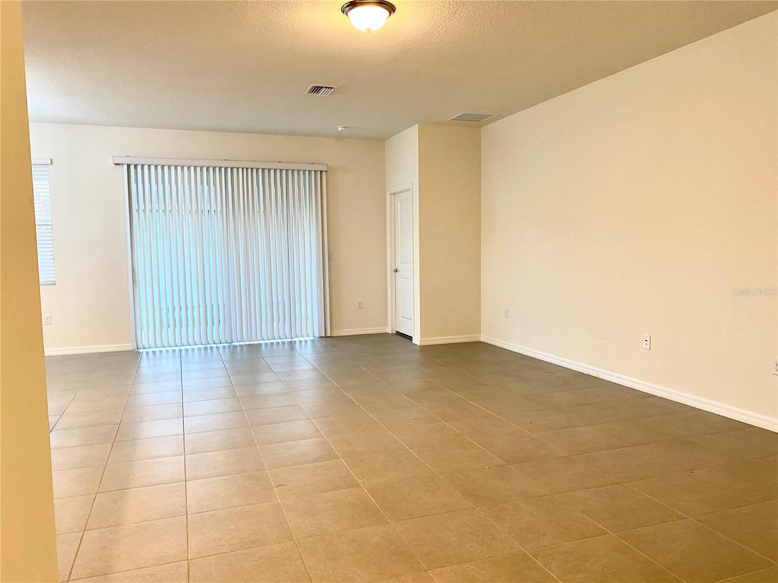 EPPERSON RANCH SOUTH PH 1C-2 - Residential Lease