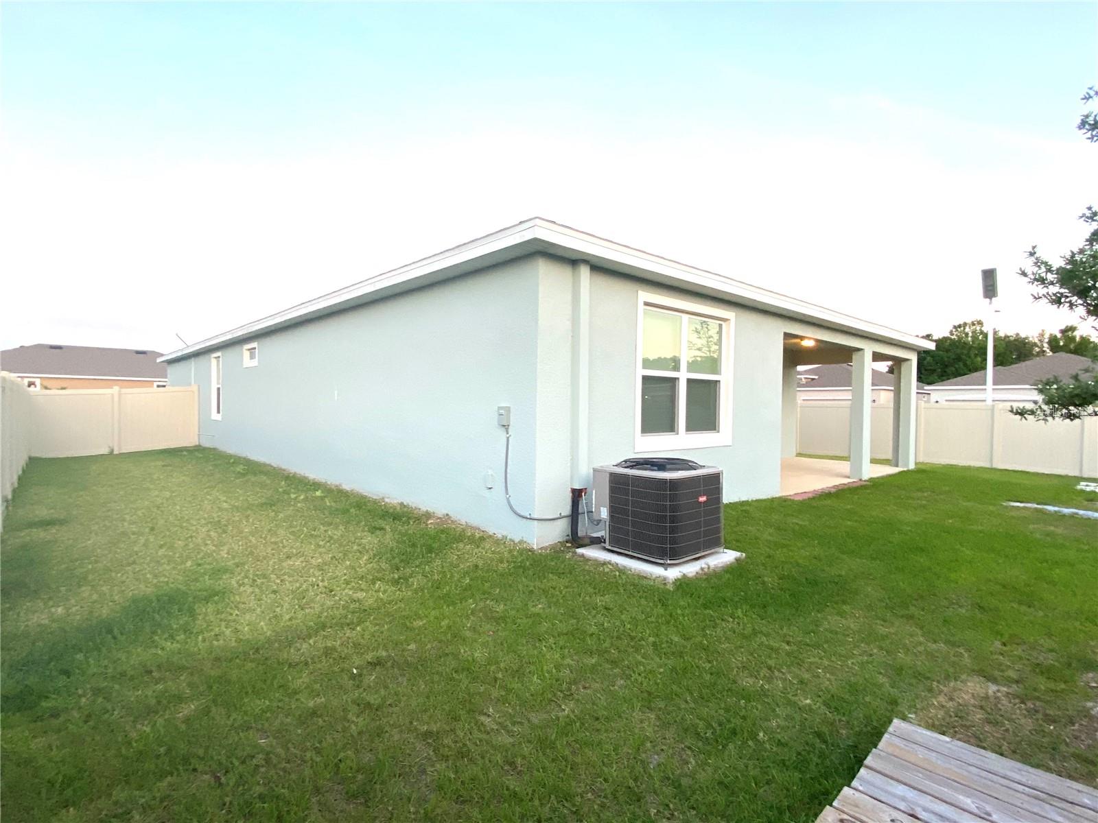 EPPERSON RANCH SOUTH PH 1C-2 - Residential Lease