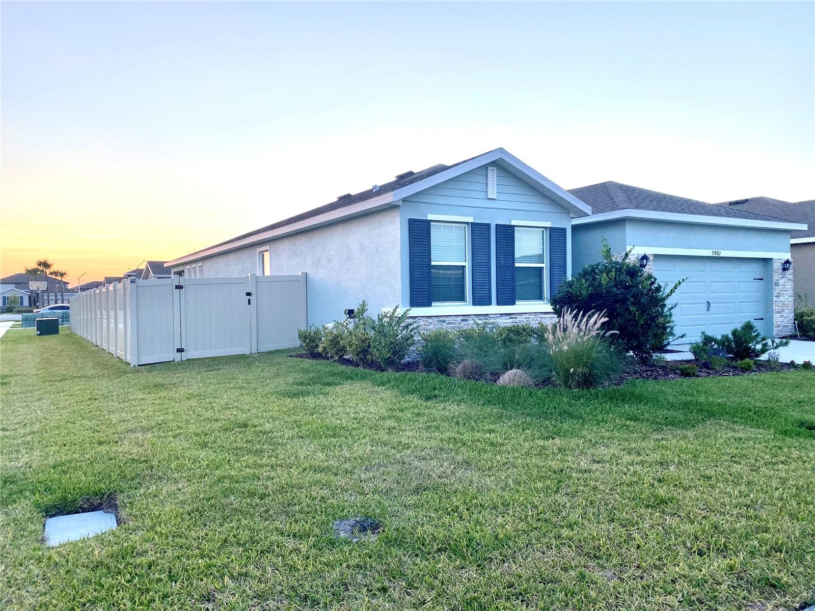 EPPERSON RANCH SOUTH PH 1C-2 - Residential Lease