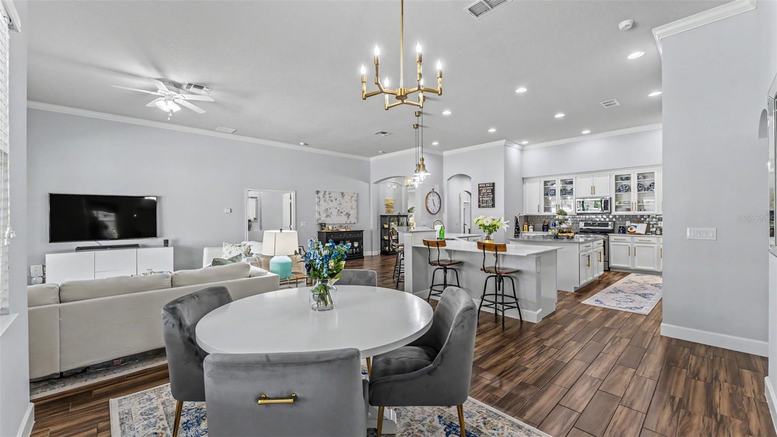 BELLALAGO PH 4K - Residential