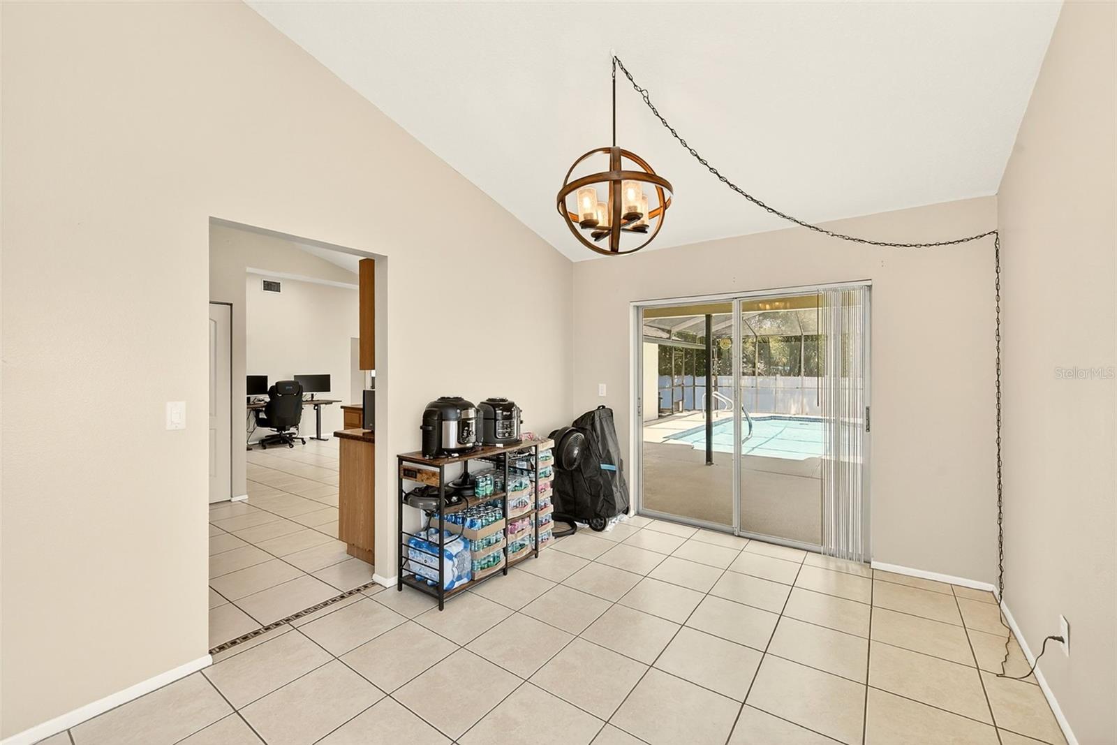 BECKETT BAY - Residential