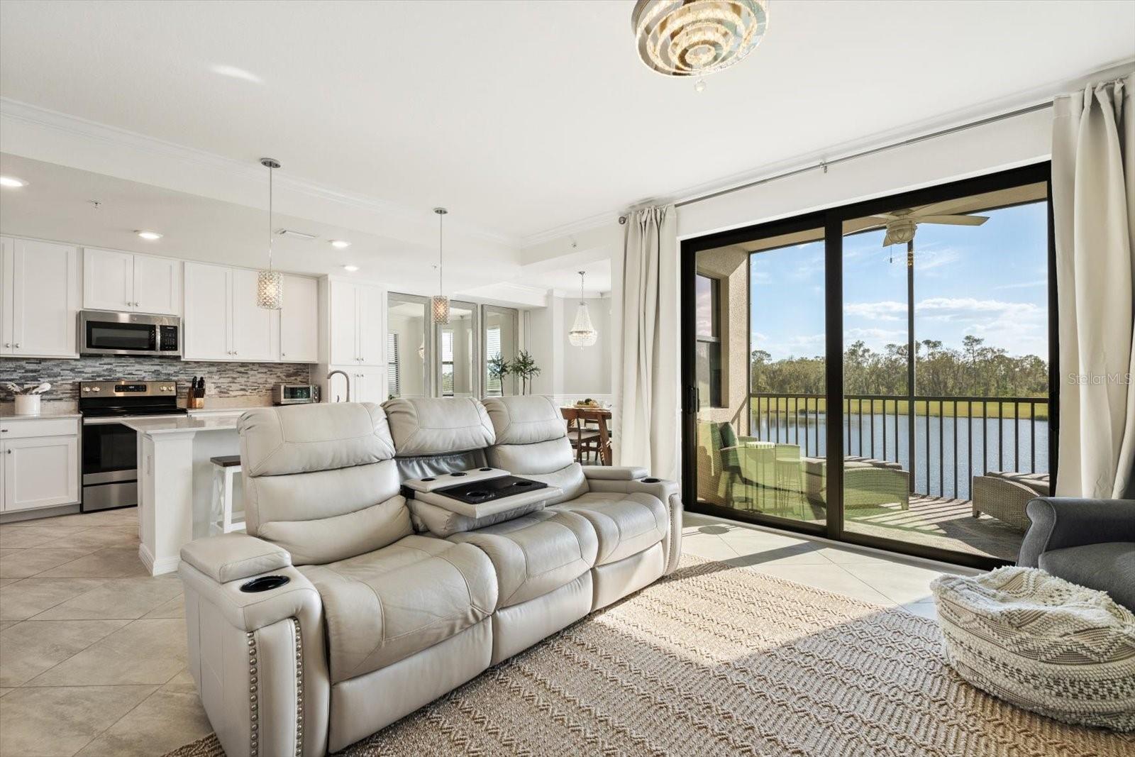 LAKEWOOD NATIONAL - Residential Lease