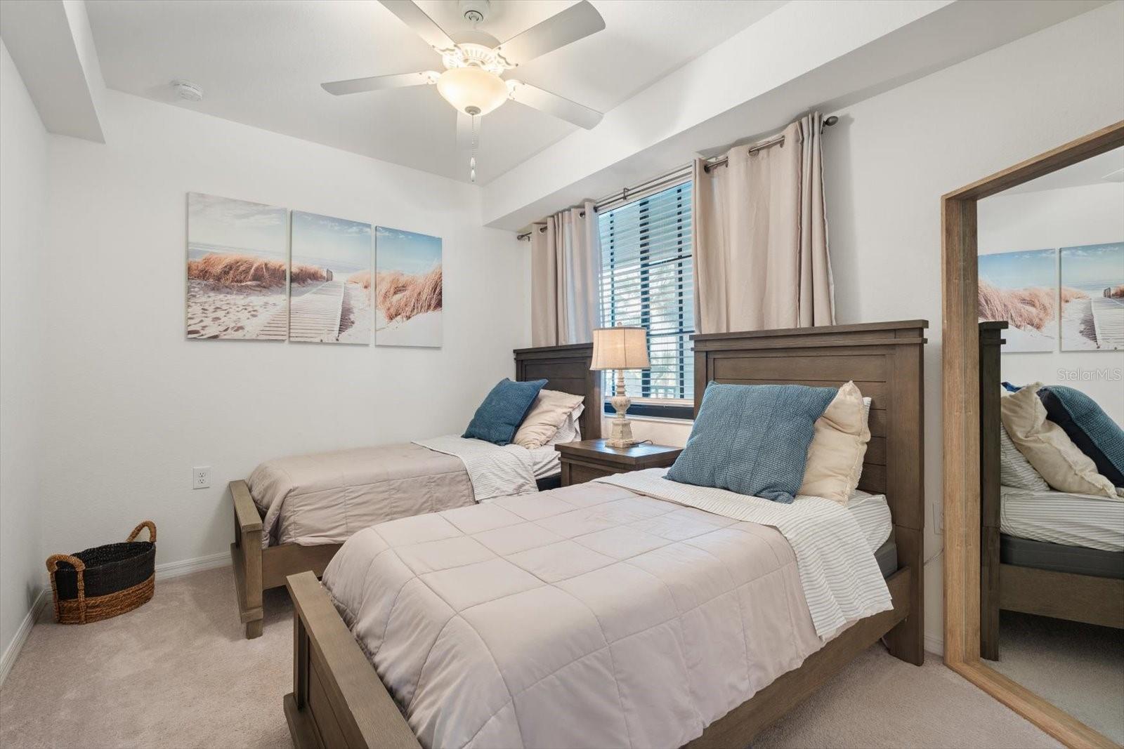 LAKEWOOD NATIONAL - Residential Lease
