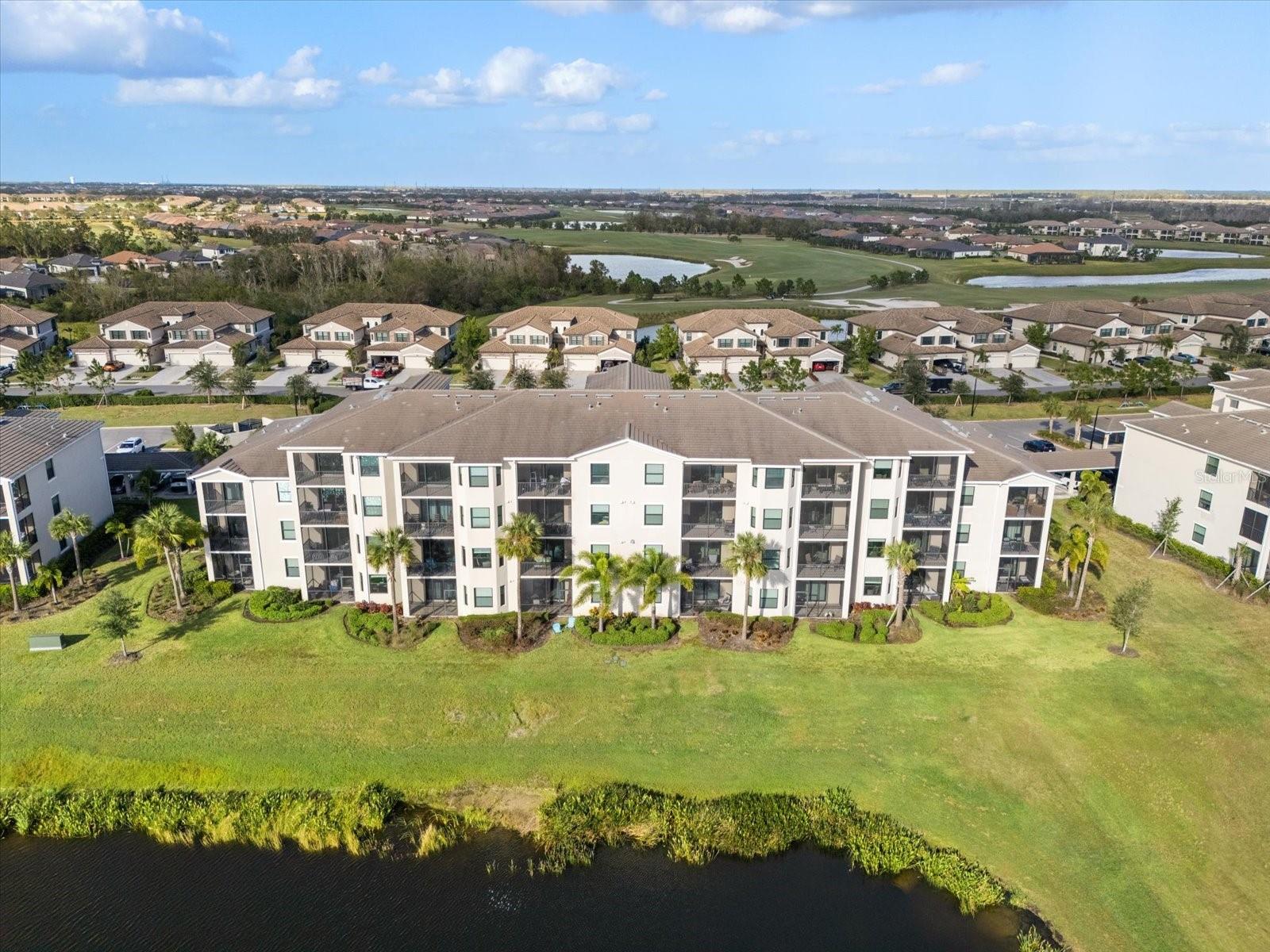 LAKEWOOD NATIONAL - Residential Lease