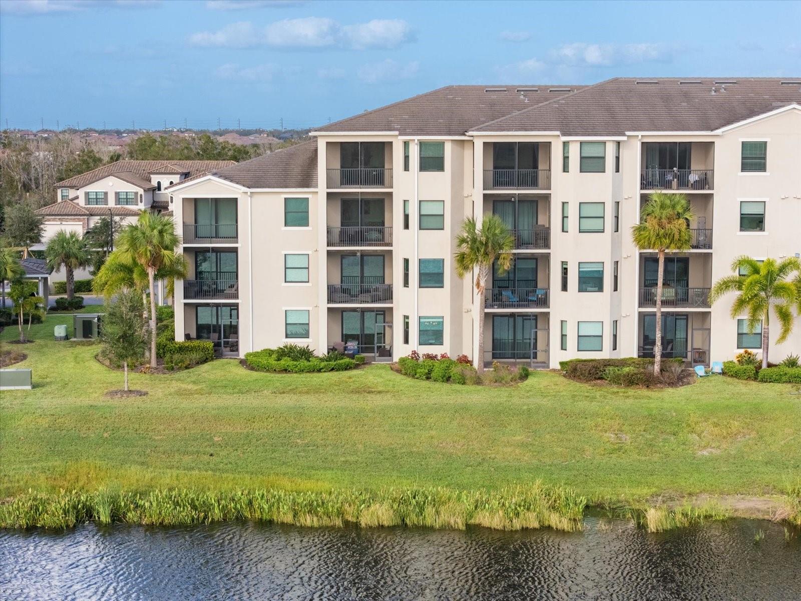 LAKEWOOD NATIONAL - Residential Lease