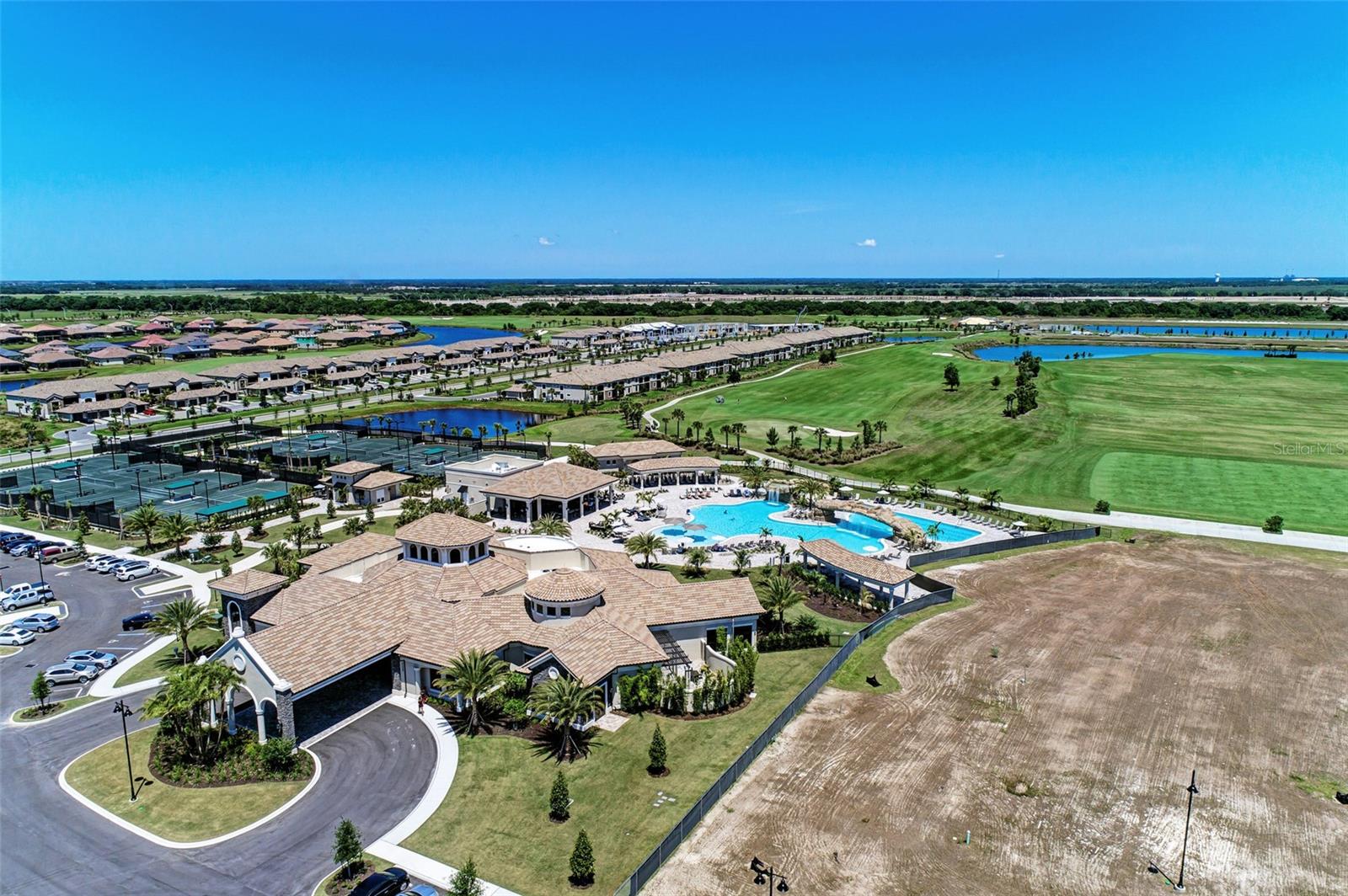 LAKEWOOD NATIONAL - Residential Lease