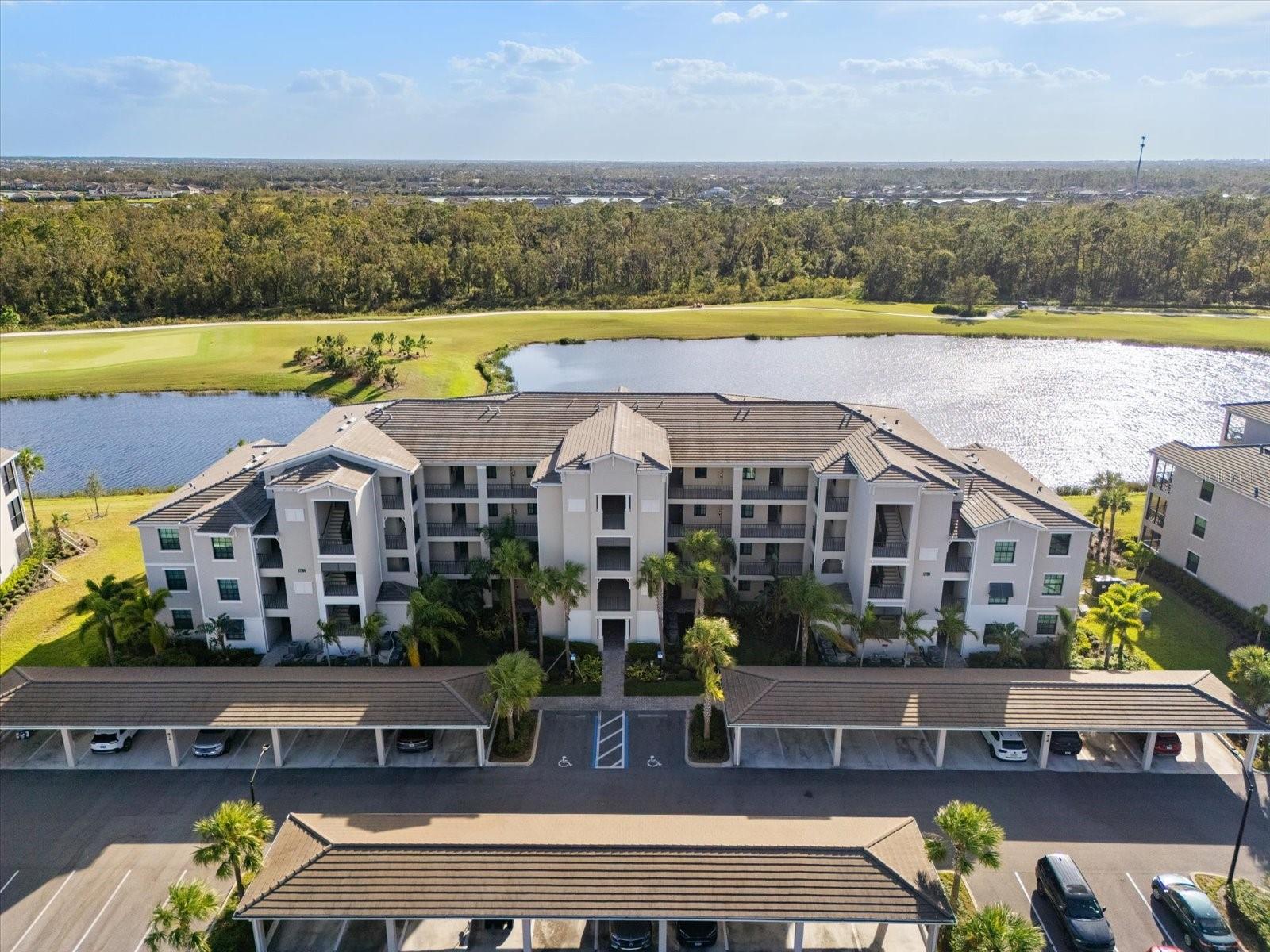 LAKEWOOD NATIONAL - Residential Lease