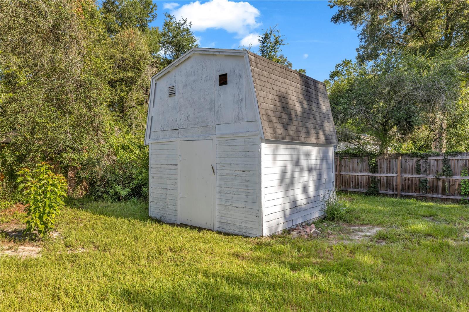WEST HIGHLANDS - Residential