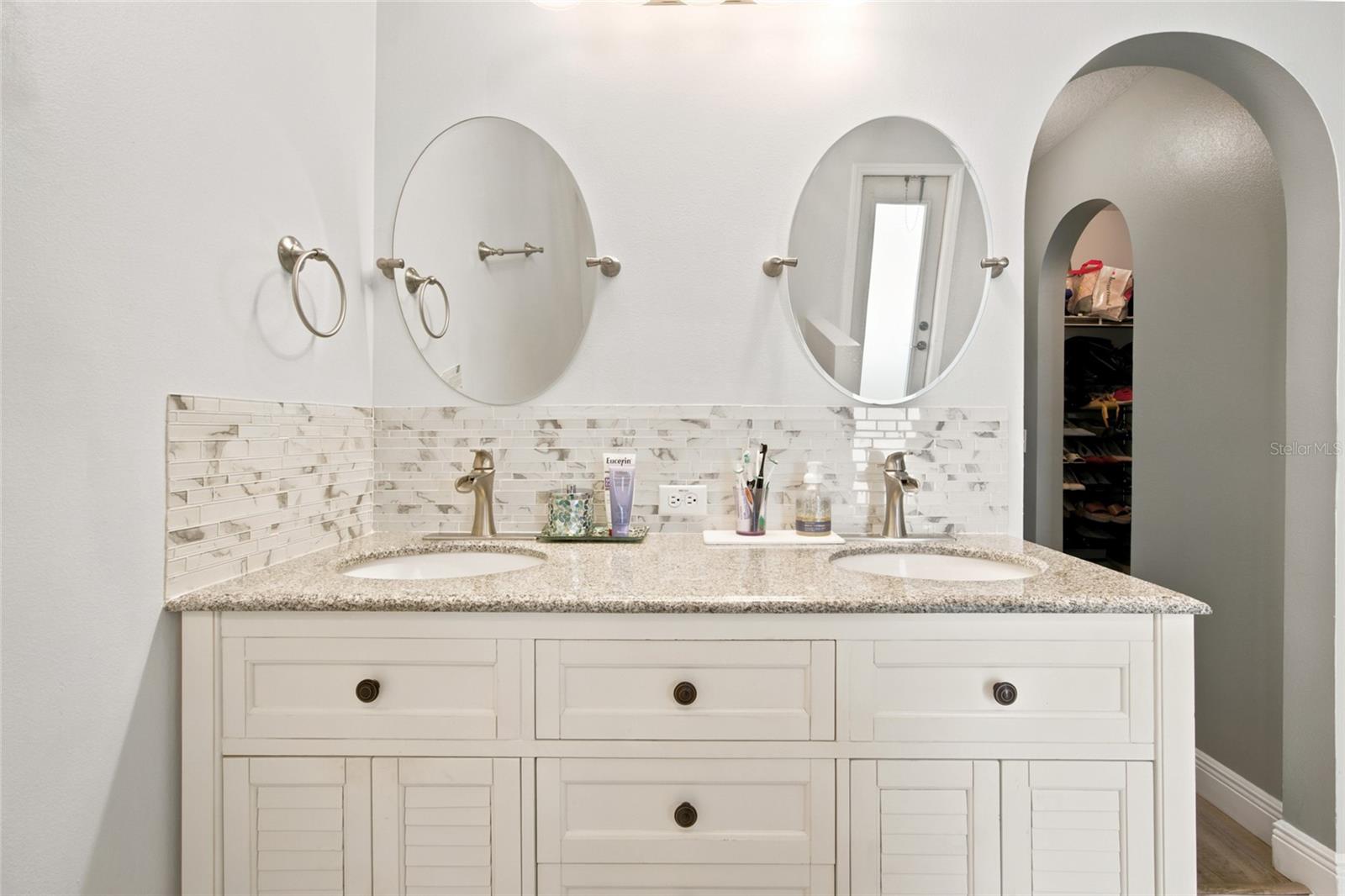 OCALA WATERWAY ESTATE - Residential