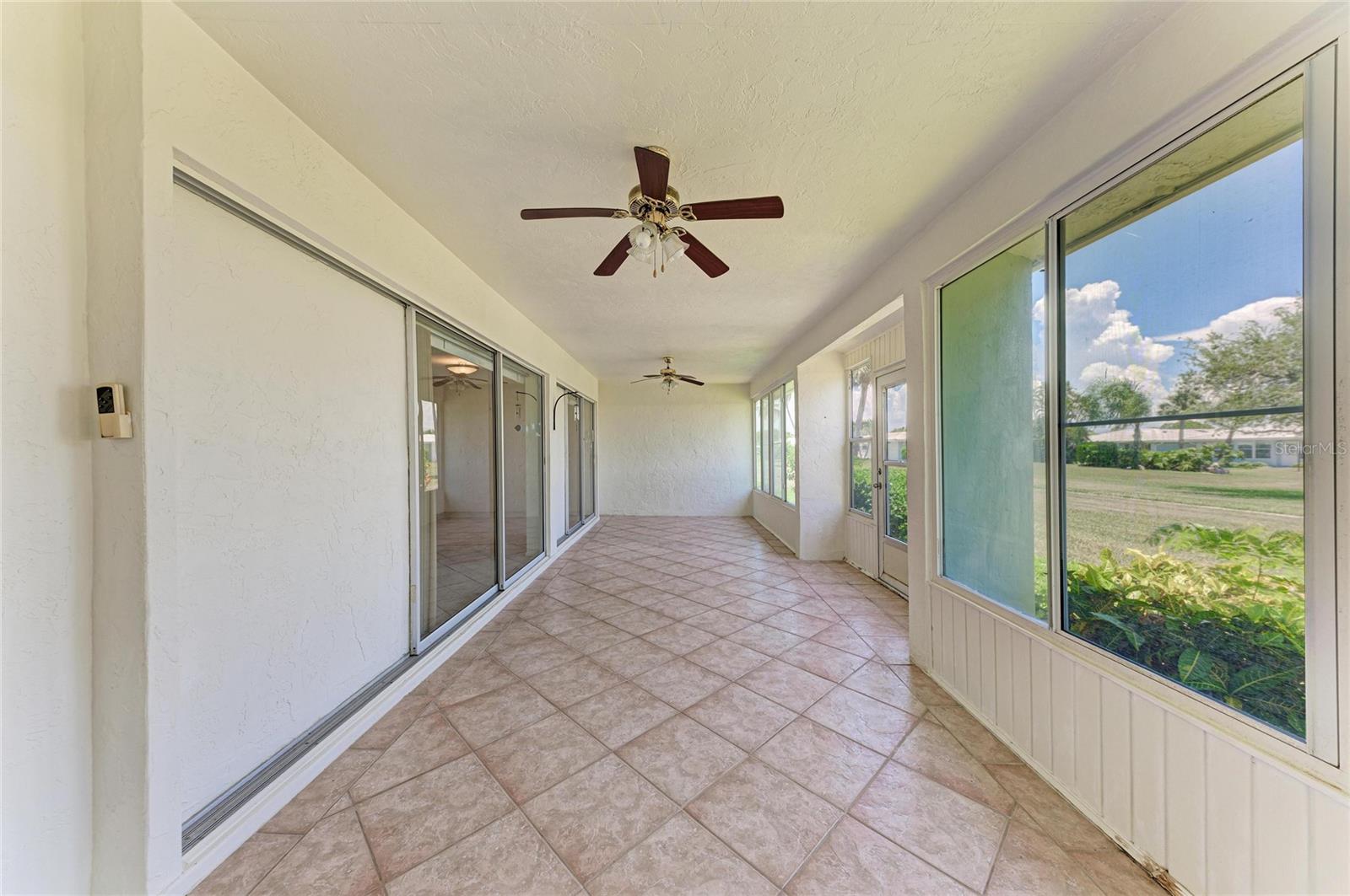 VILLAGE GREEN OF BRADENTON SEC 5 - Residential