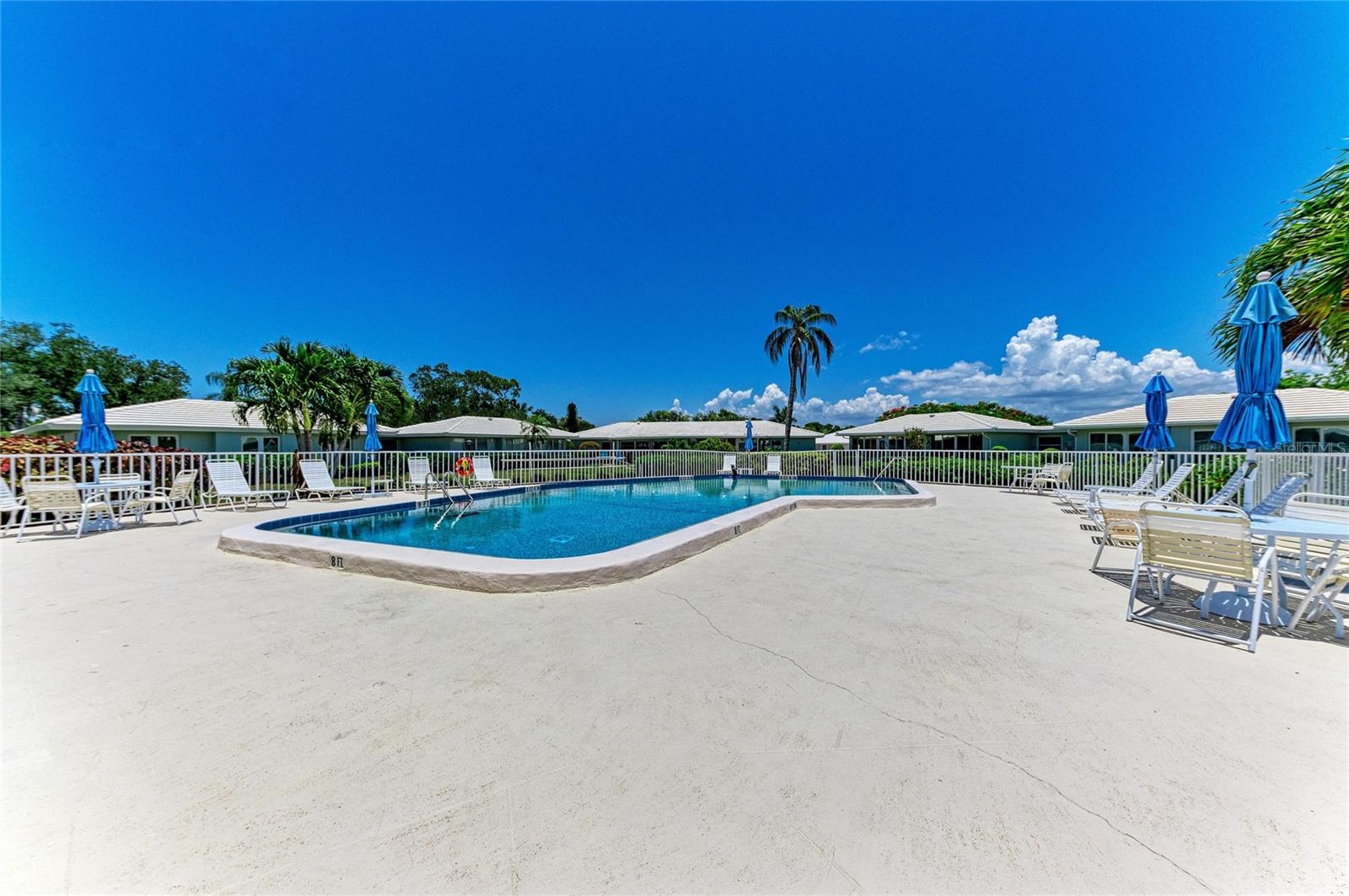 VILLAGE GREEN OF BRADENTON SEC 5 - Residential