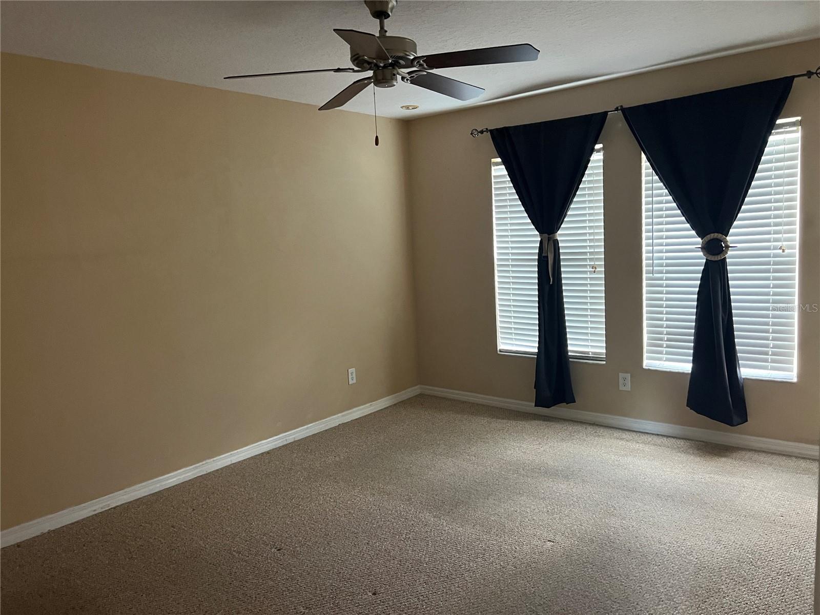 CROWNTREE LAKES 02 & 03 - Residential Lease