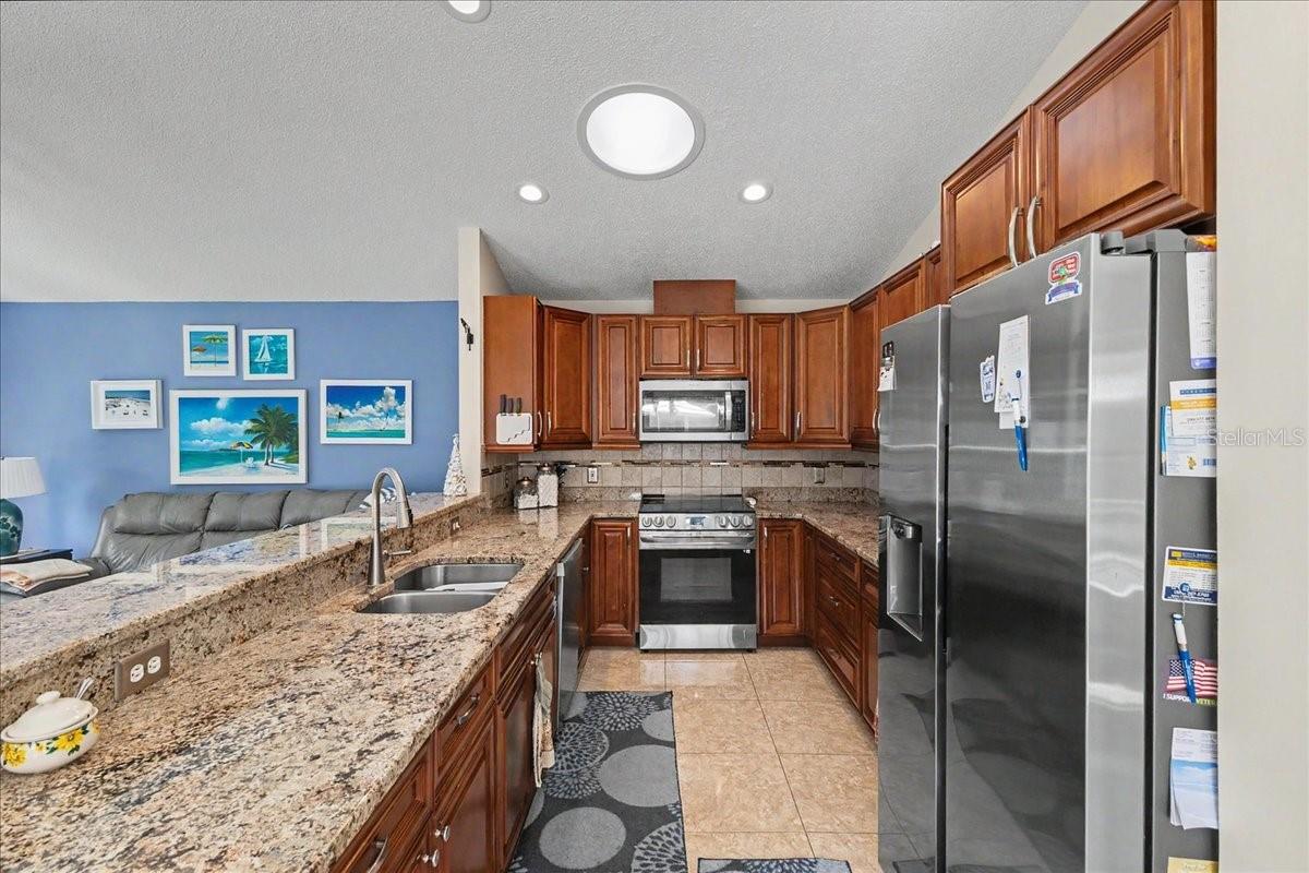 CARRIAGE CREEK AT BREAKAWAY TRAILS - Residential