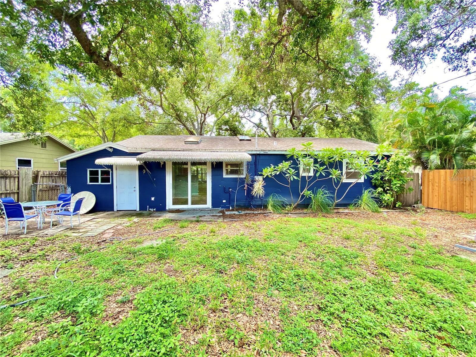 HOELDTKE GROVE SUB - Residential Lease