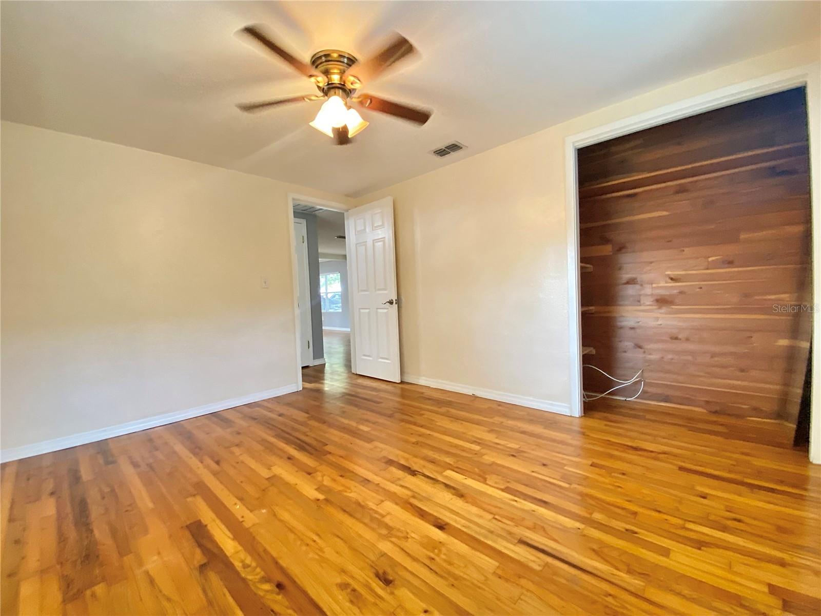 HOELDTKE GROVE SUB - Residential Lease