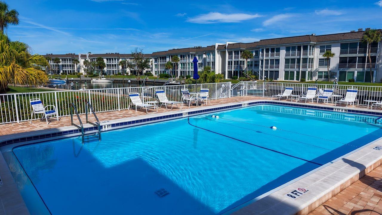LONGBOAT HARBOUR - Residential