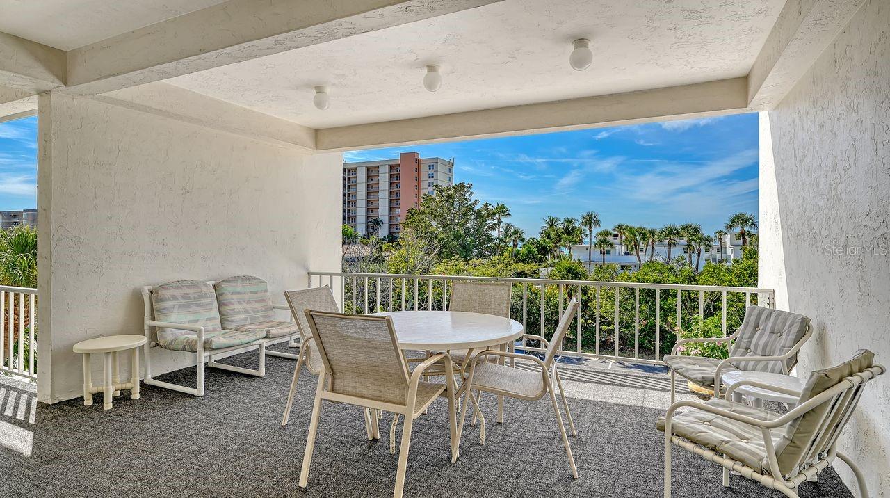 LONGBOAT HARBOUR - Residential
