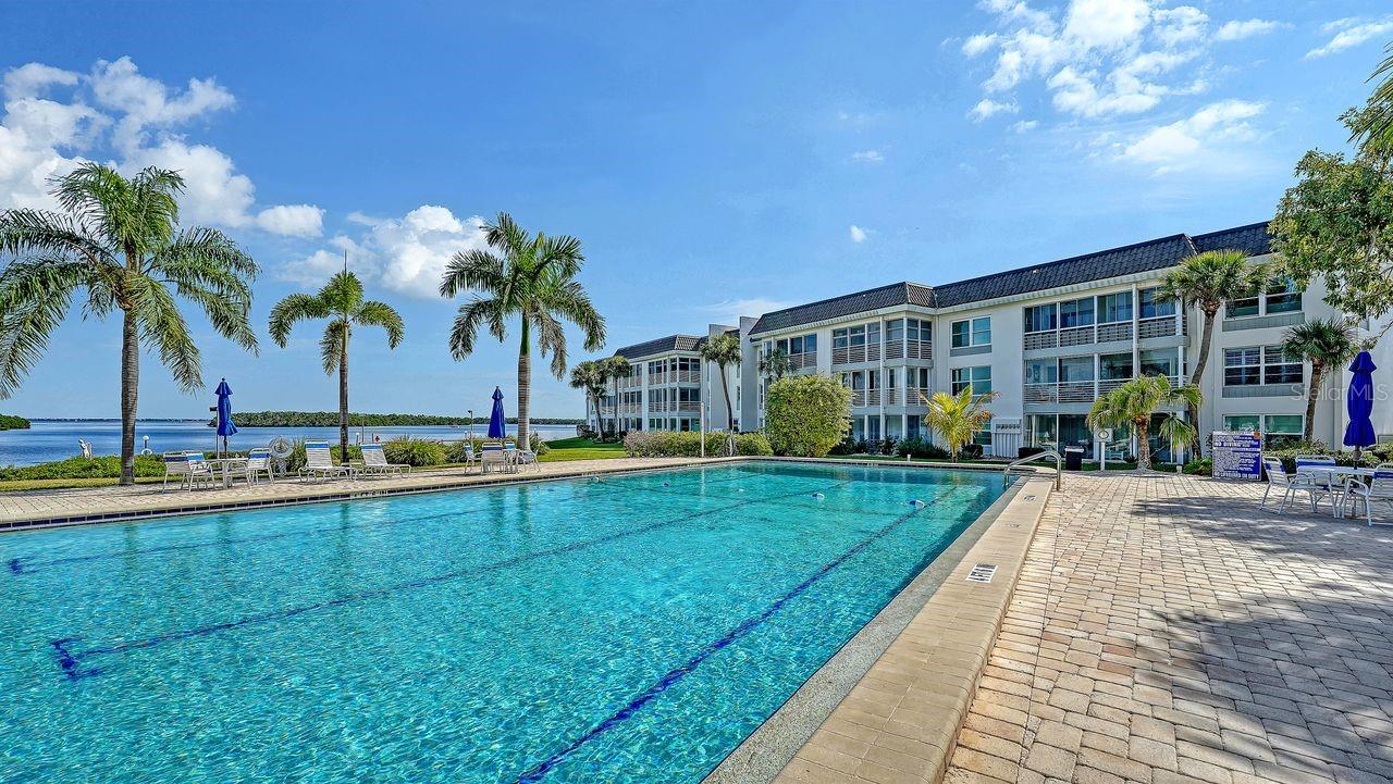 LONGBOAT HARBOUR - Residential