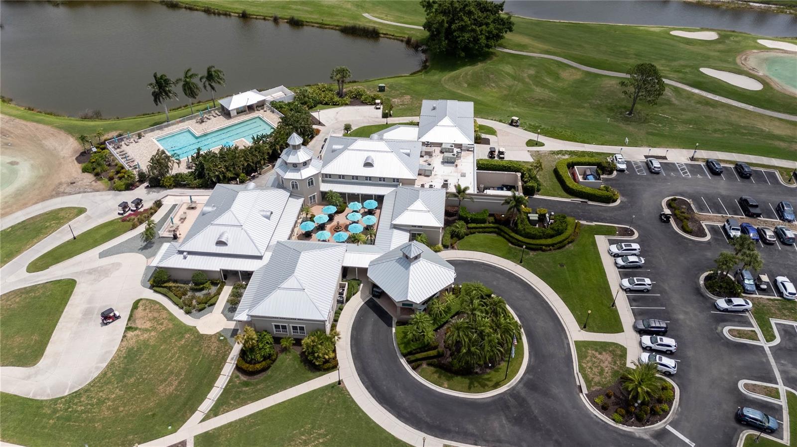 PELICAN POINTE GOLF & COUNTRY CLUB - Residential