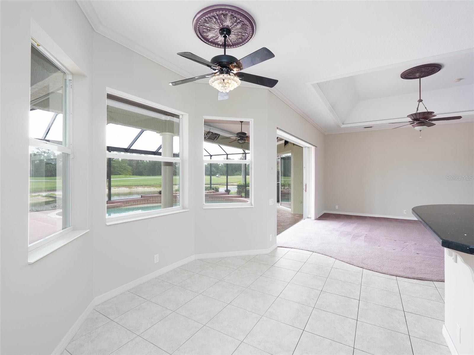 PELICAN POINTE GOLF & COUNTRY CLUB - Residential