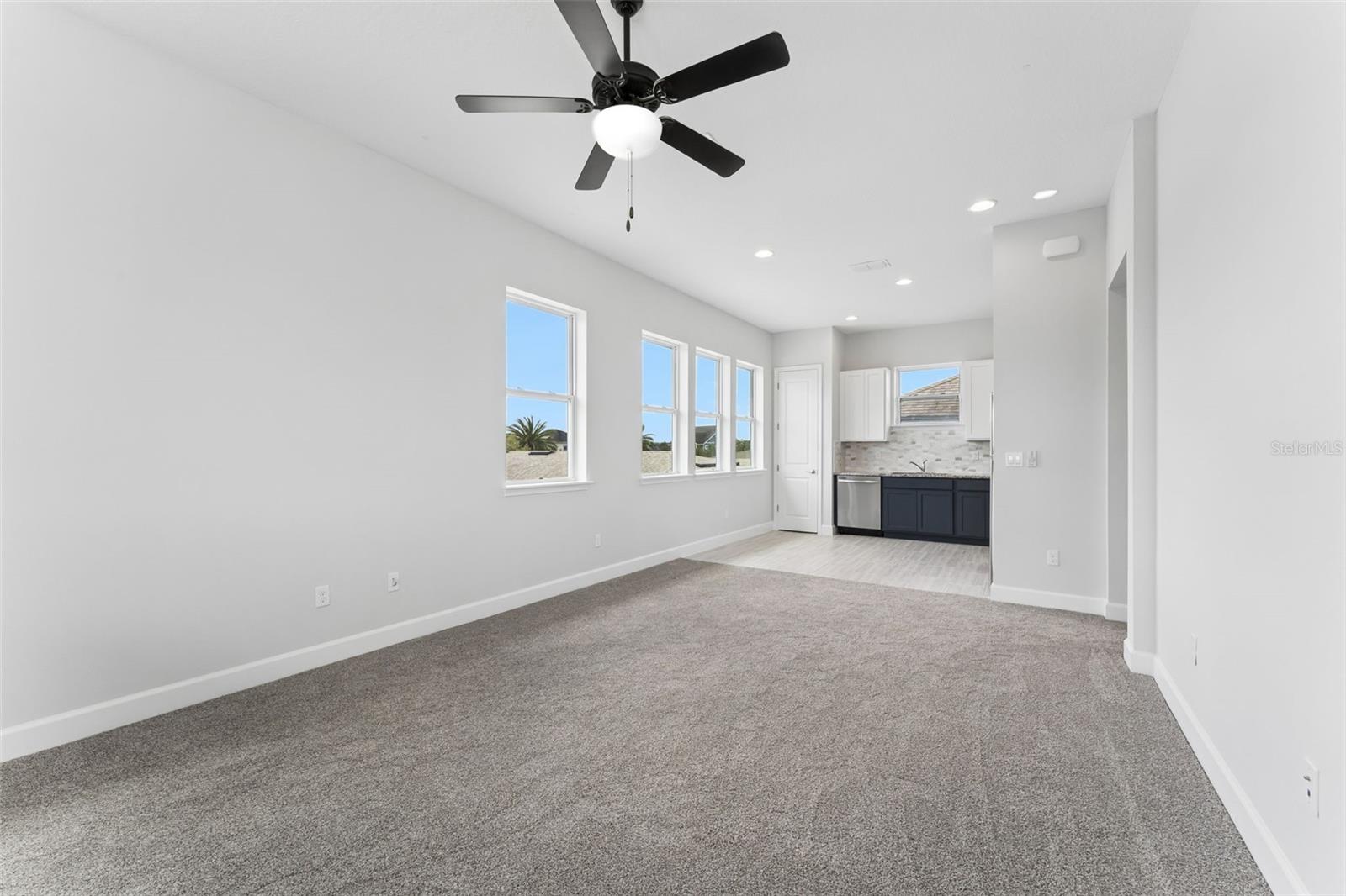 LAUREATE PARK PH 8 - Residential