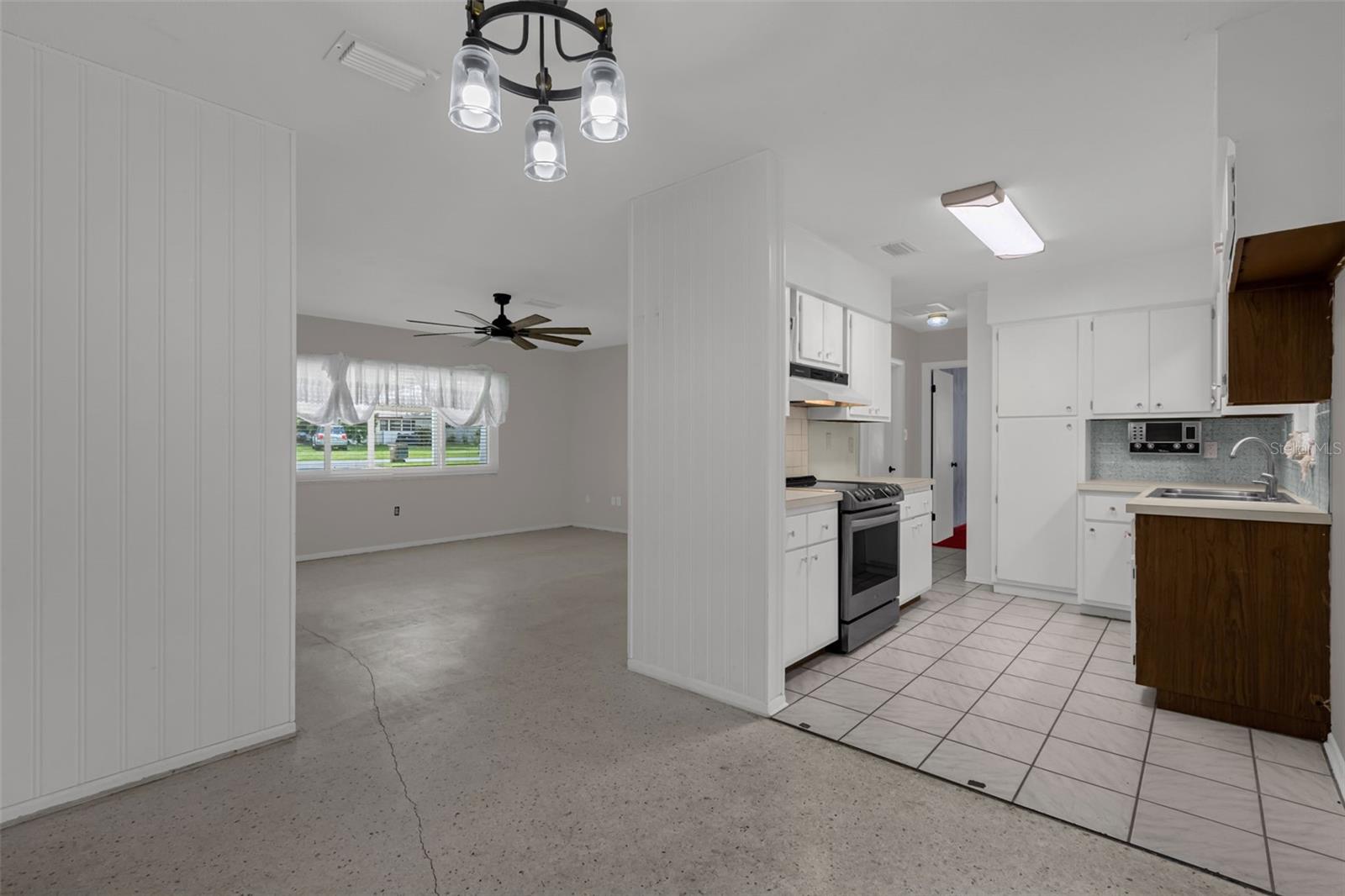 CRESCENT COVE - Residential