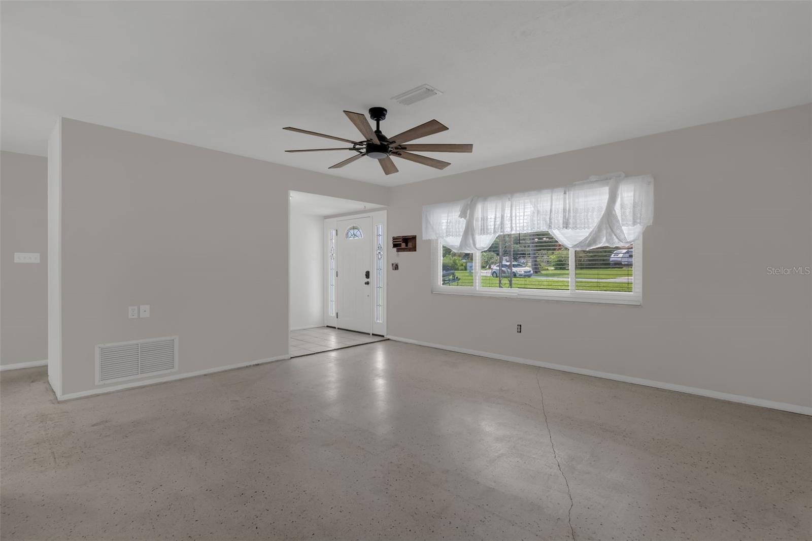 CRESCENT COVE - Residential