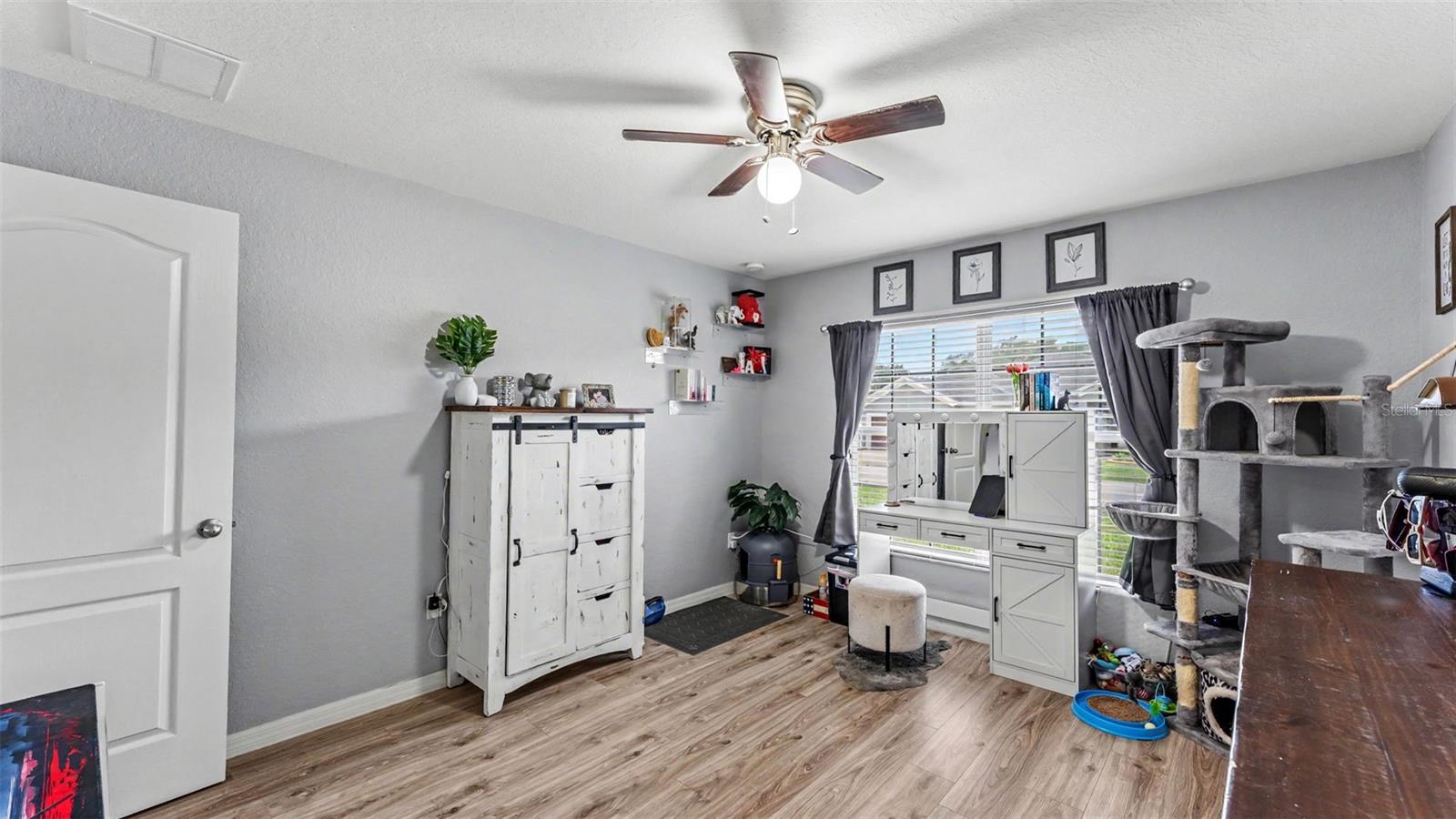BLACKWATER OAKS - Residential