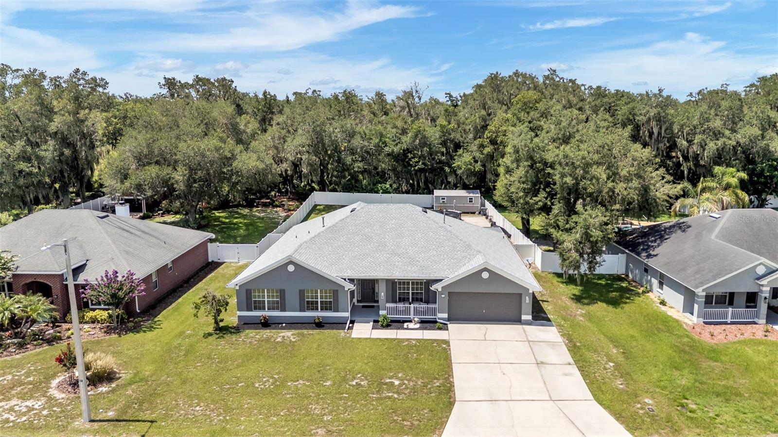 BLACKWATER OAKS - Residential